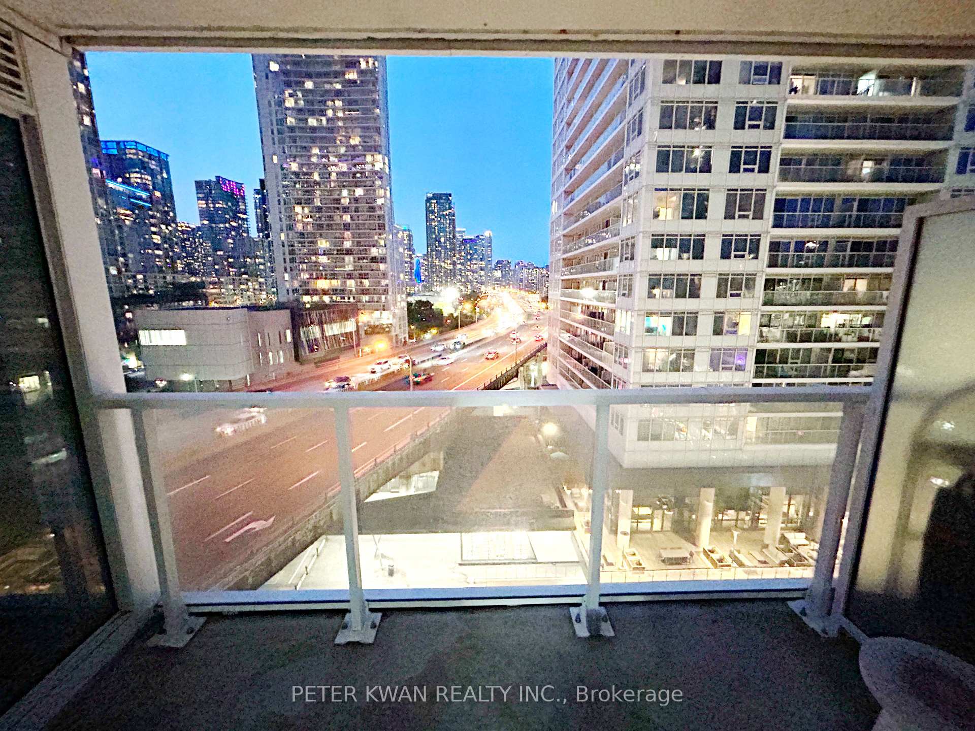 Photo 19 of Unit 1007, 19 Bathurst Street, Toronto, Waterfront Communities — HOMEH