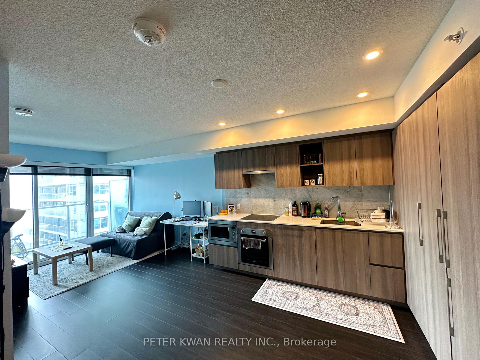 Photo 5 of Unit 1007, 19 Bathurst Street, Toronto, Waterfront Communities — HOMEH