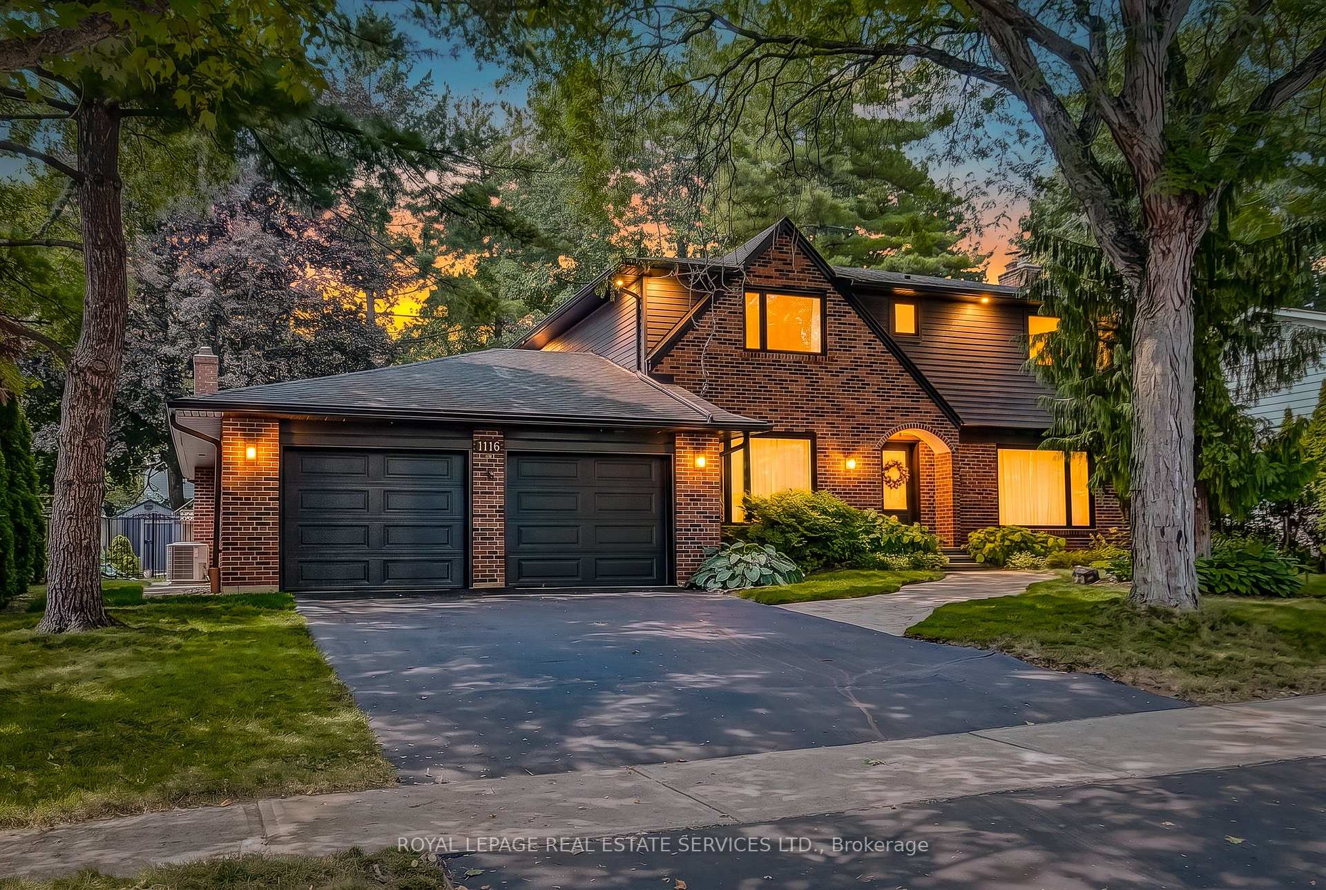 Photo 1 of 1116 Greenoaks Drive, Mississauga, Lorne Park — HOMEH