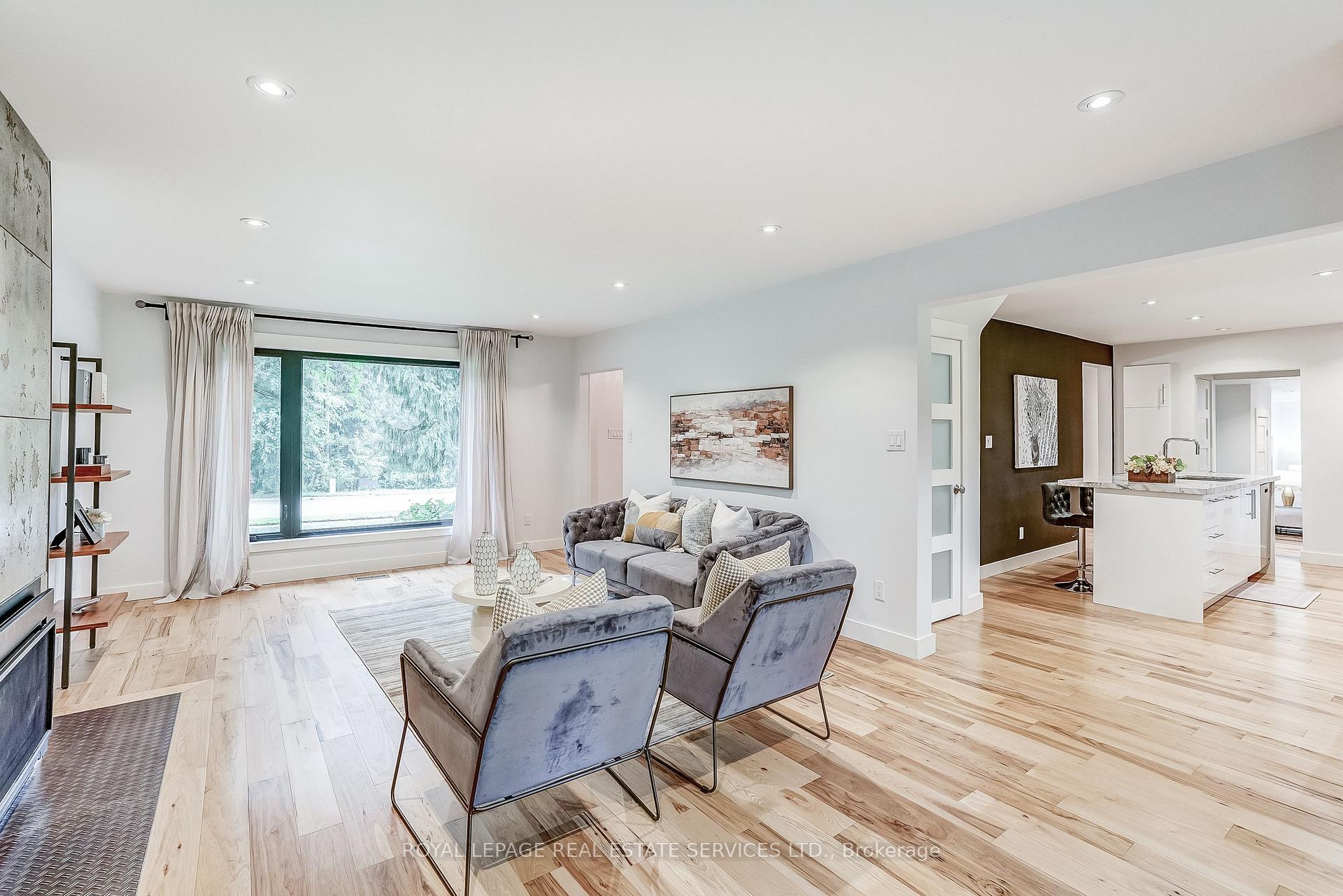Photo 11 of 1116 Greenoaks Drive, Mississauga, Lorne Park — HOMEH