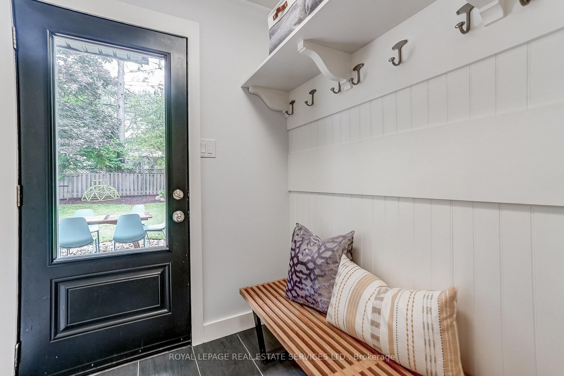 Photo 14 of 1116 Greenoaks Drive, Mississauga, Lorne Park — HOMEH