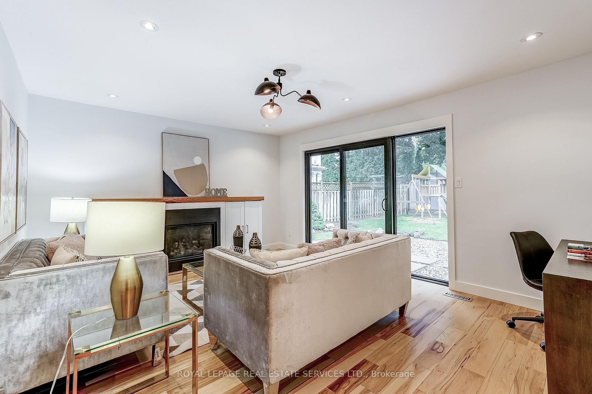 Photo 16 of 1116 Greenoaks Drive, Mississauga, Lorne Park — HOMEH