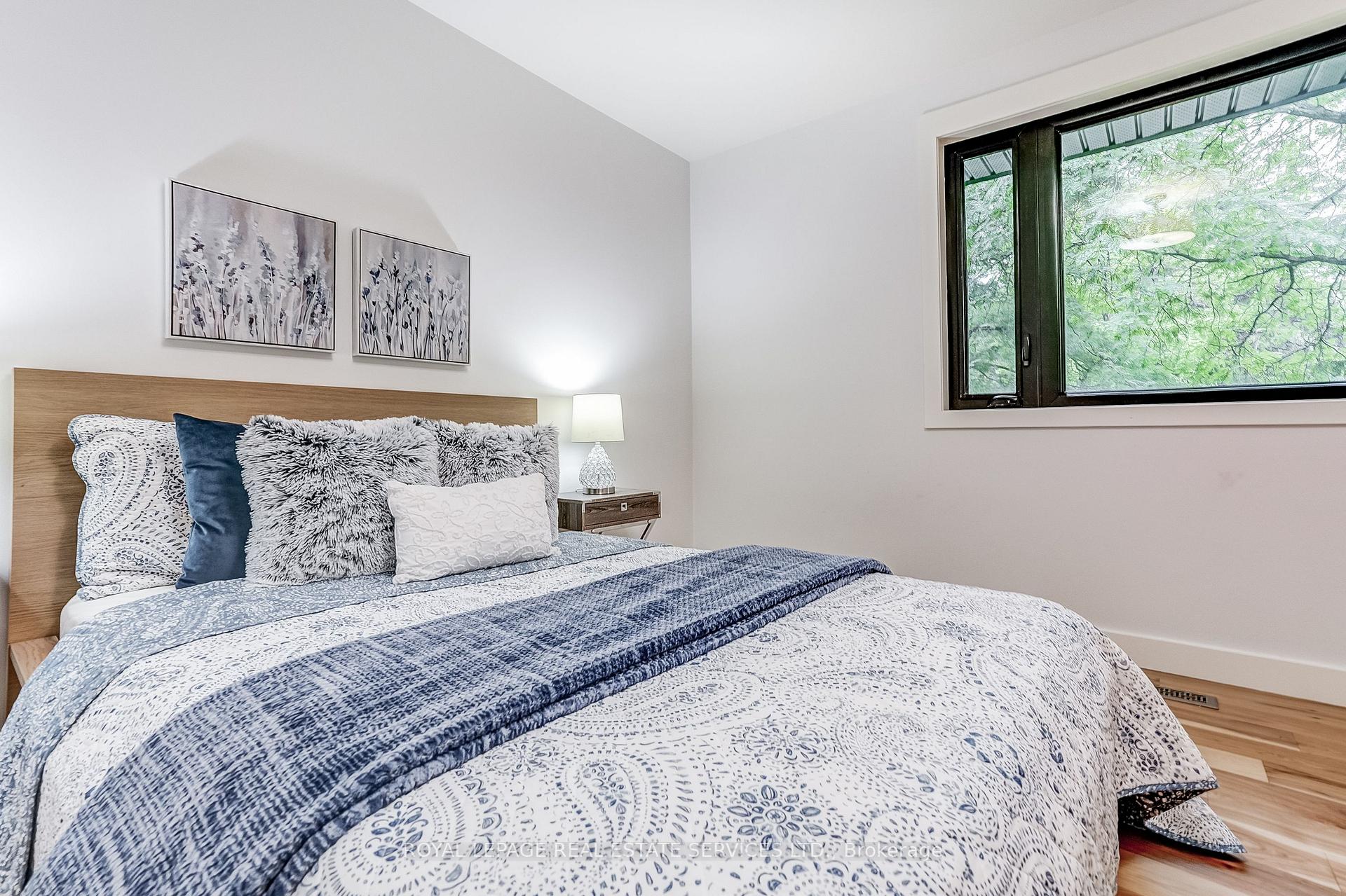 Photo 19 of 1116 Greenoaks Drive, Mississauga, Lorne Park — HOMEH