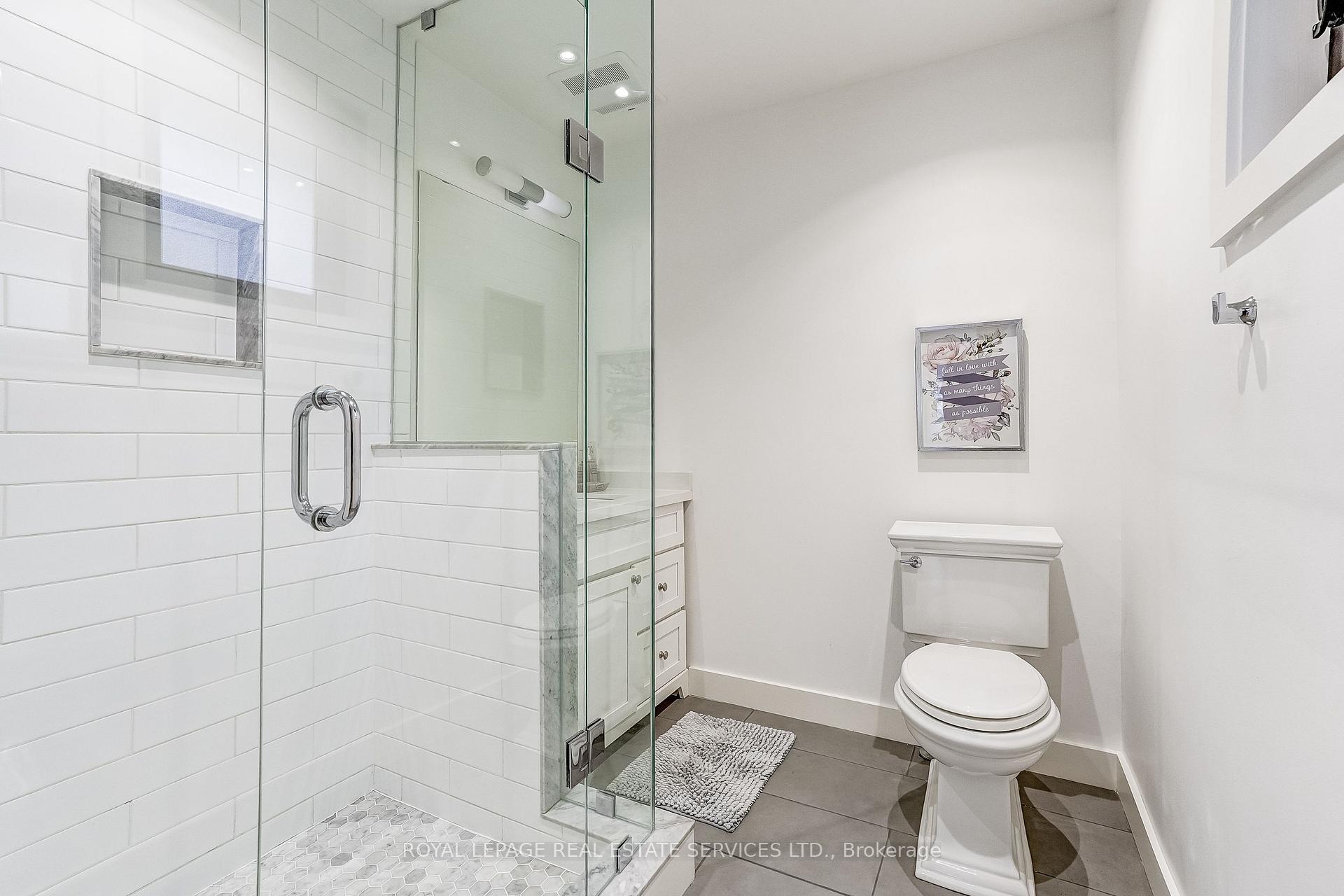 Photo 24 of 1116 Greenoaks Drive, Mississauga, Lorne Park — HOMEH