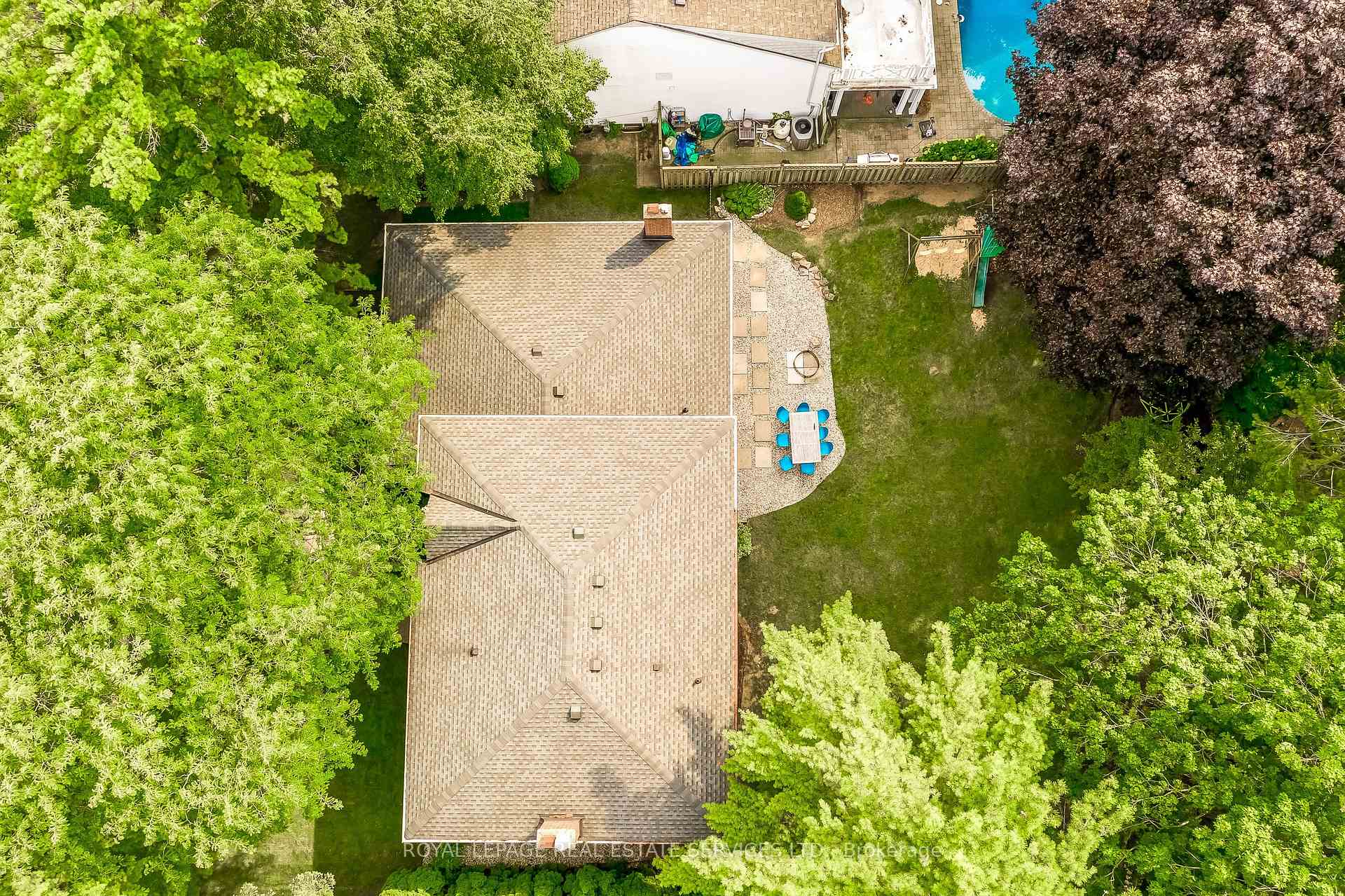 Photo 34 of 1116 Greenoaks Drive, Mississauga, Lorne Park — HOMEH