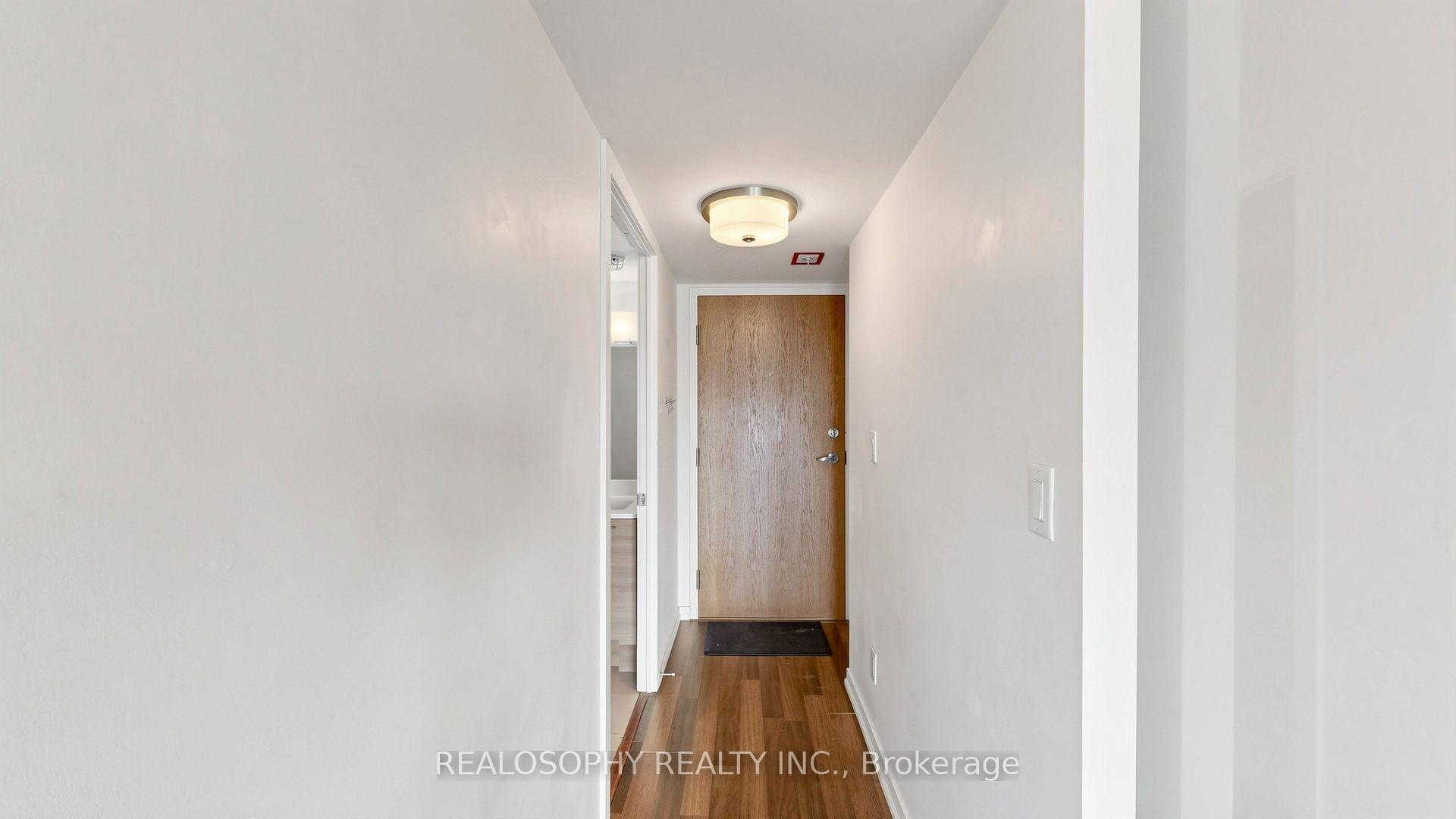 Photo 6 of Unit 715, 20 Joe Shuster Way, Toronto, South Parkdale — HOMEH