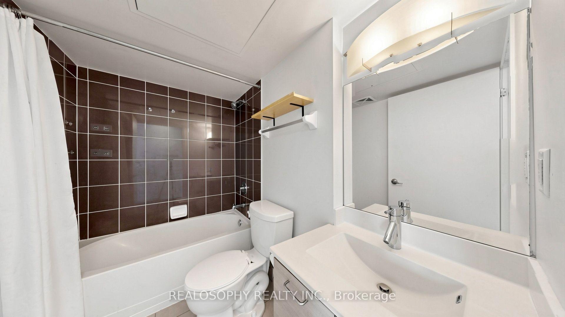Photo 7 of Unit 715, 20 Joe Shuster Way, Toronto, South Parkdale — HOMEH
