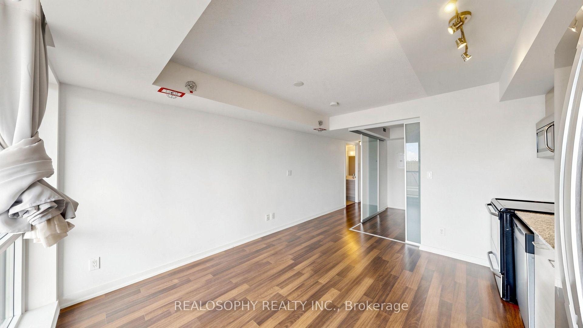 Photo 12 of Unit 715, 20 Joe Shuster Way, Toronto, South Parkdale — HOMEH