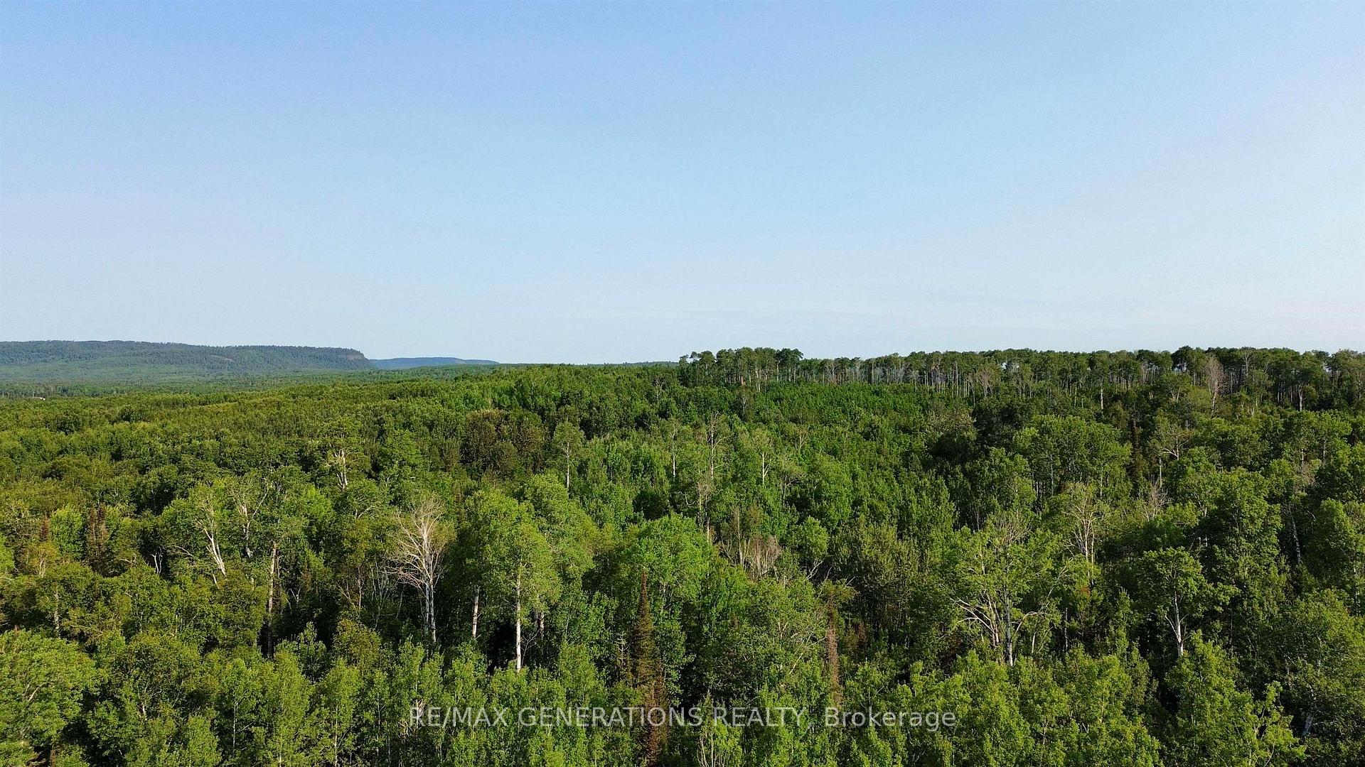 Photo 2 of 263 Cloud River Road E, Neebing, Crooks — HOMEH