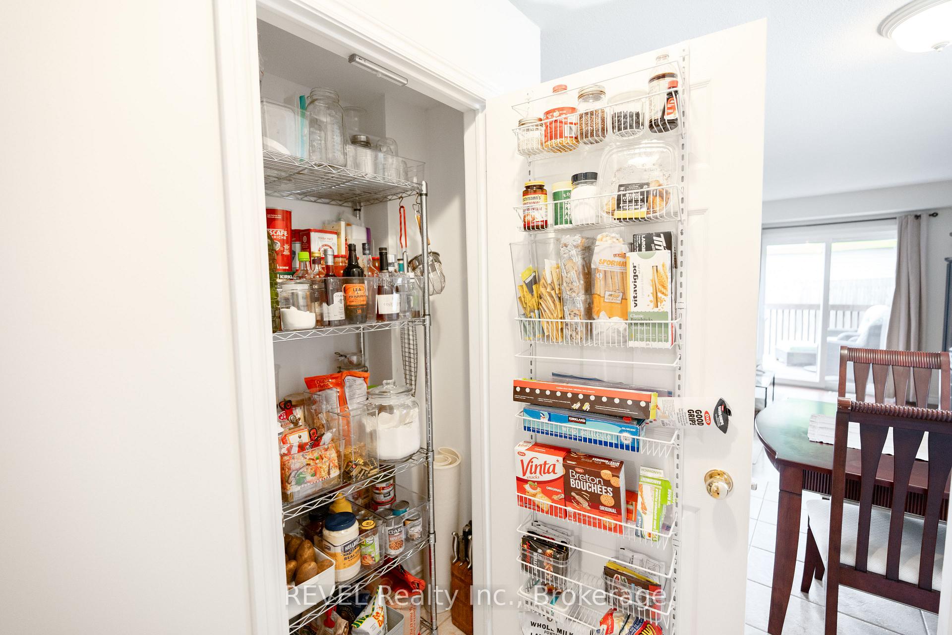 Photo 9 of 6263 Valley Way, Niagara Falls, Morrison — HOMEH