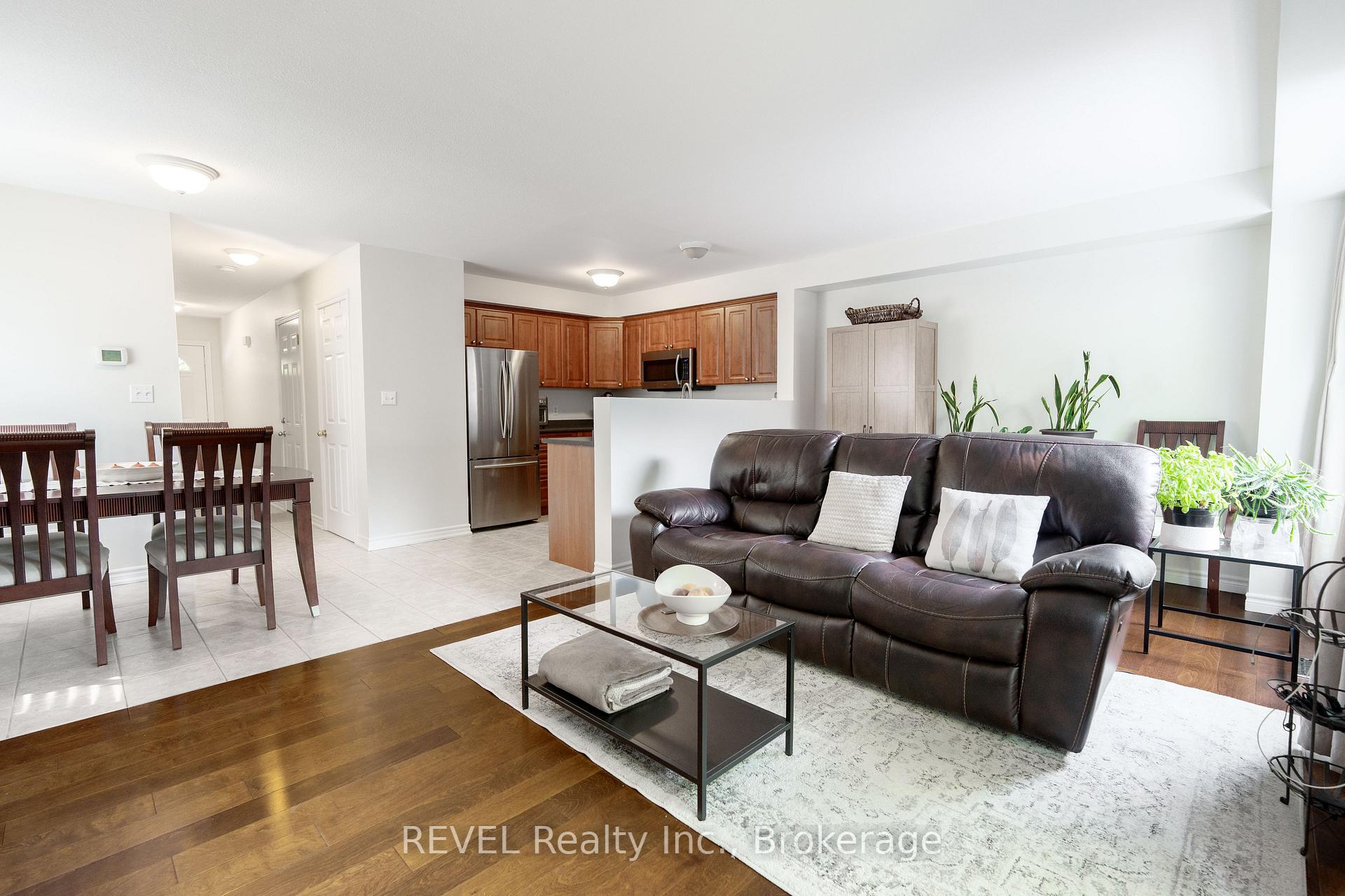 Photo 13 of 6263 Valley Way, Niagara Falls, Morrison — HOMEH