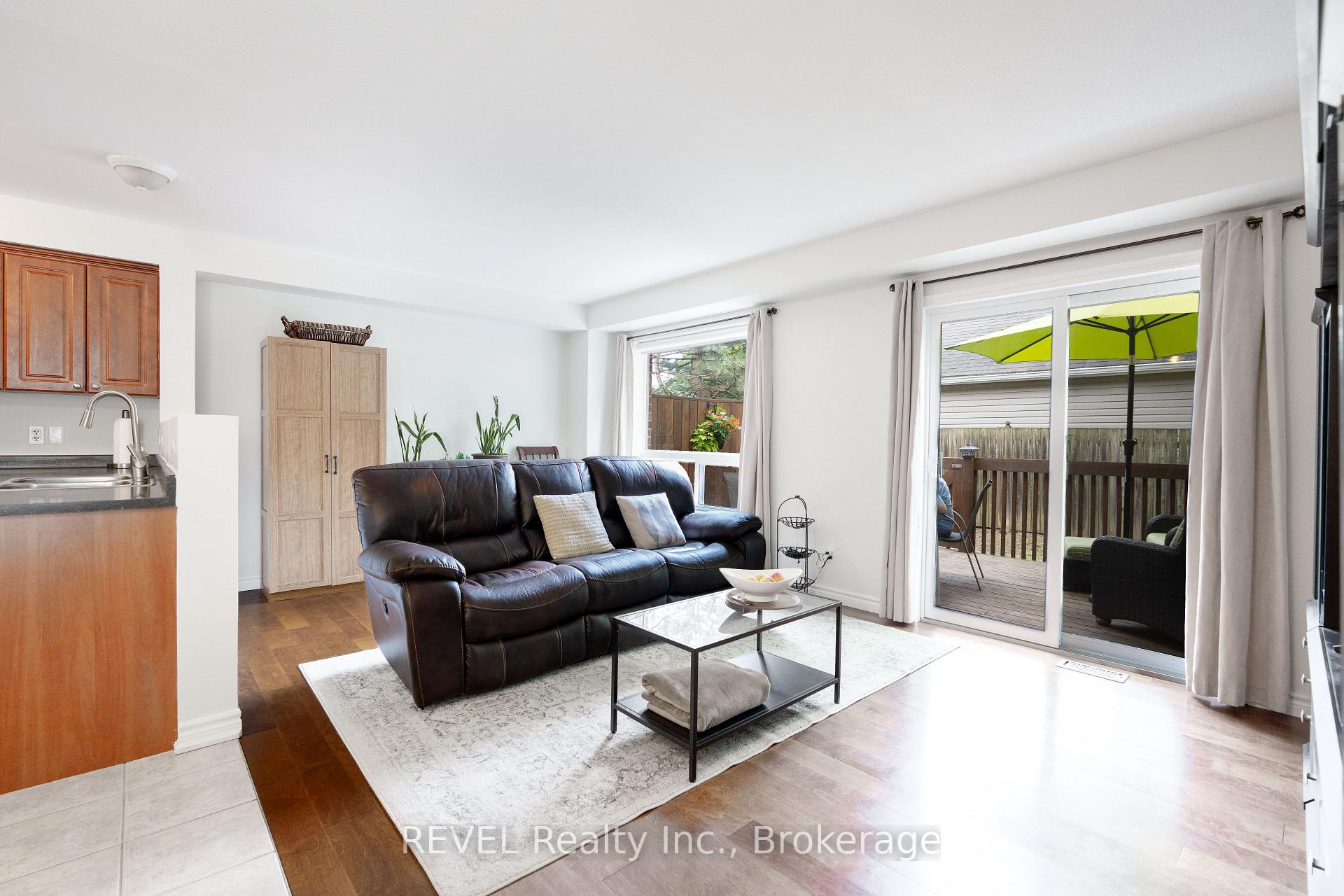 Photo 14 of 6263 Valley Way, Niagara Falls, Morrison — HOMEH