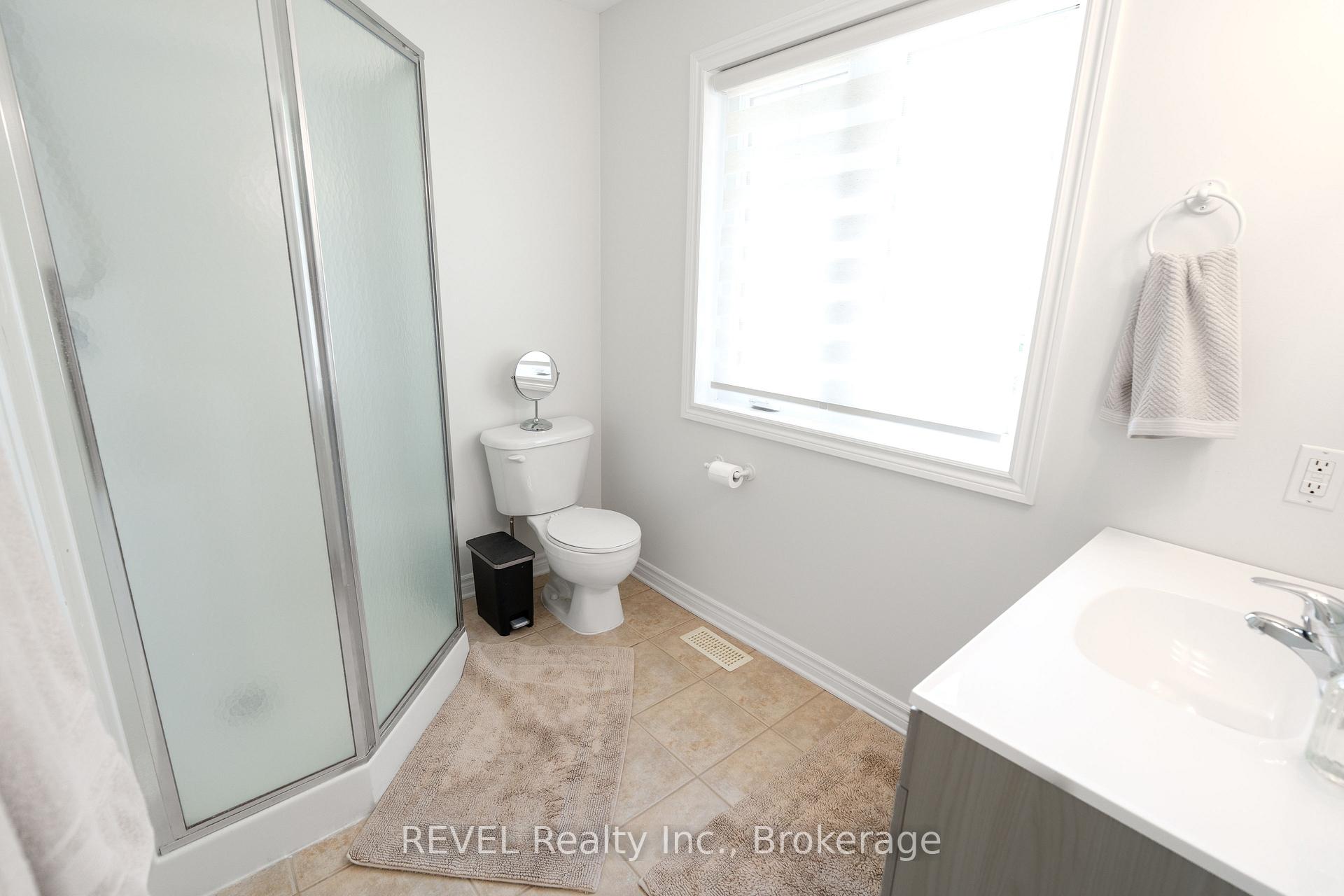 Photo 25 of 6263 Valley Way, Niagara Falls, Morrison — HOMEH