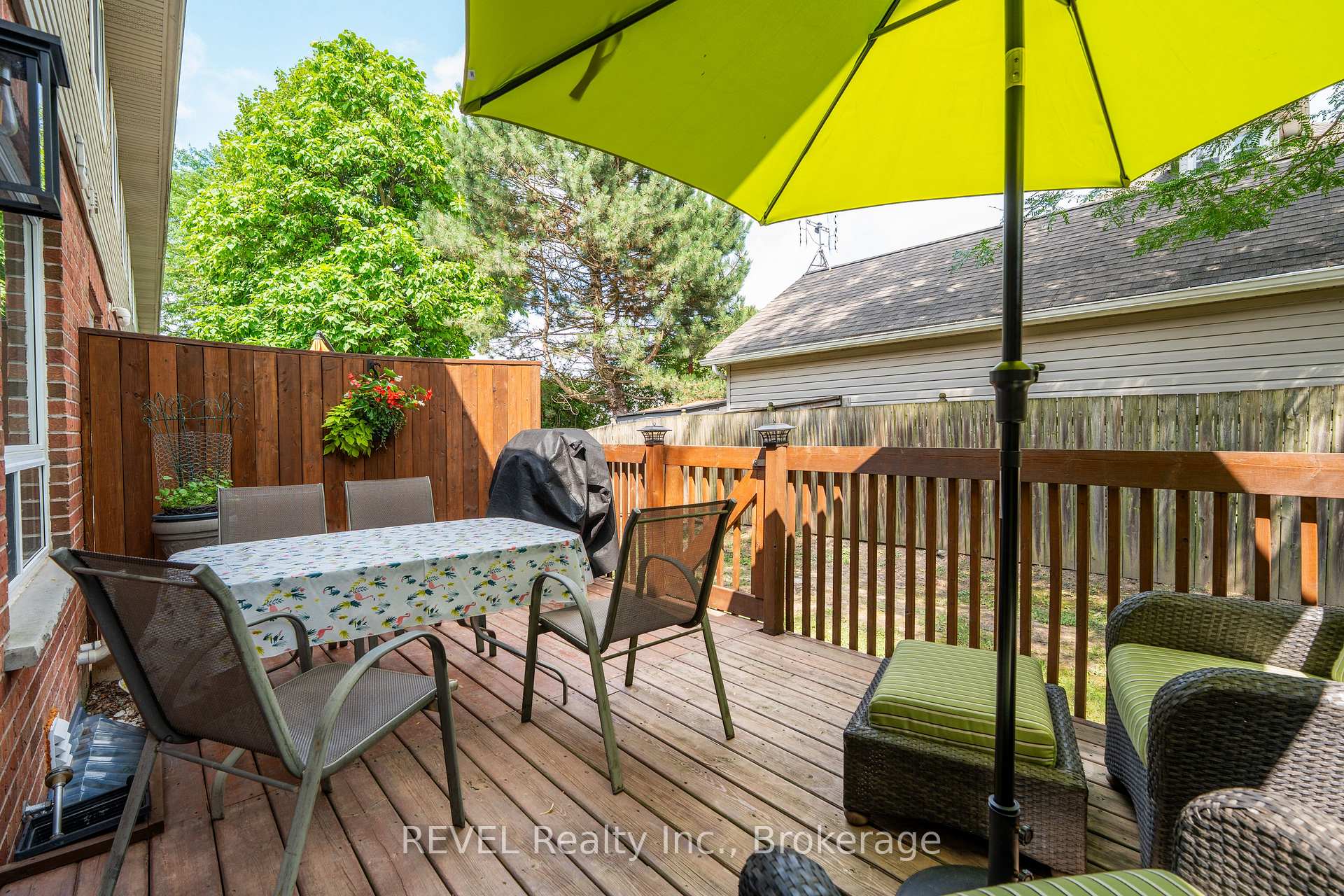 Photo 39 of 6263 Valley Way, Niagara Falls, Morrison — HOMEH