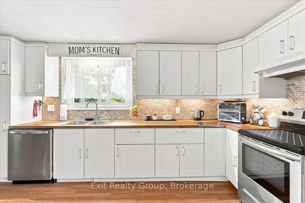 Photo 10 of 678 Squire Road, Stirling-Rawdon, Rawdon Ward — HOMEH