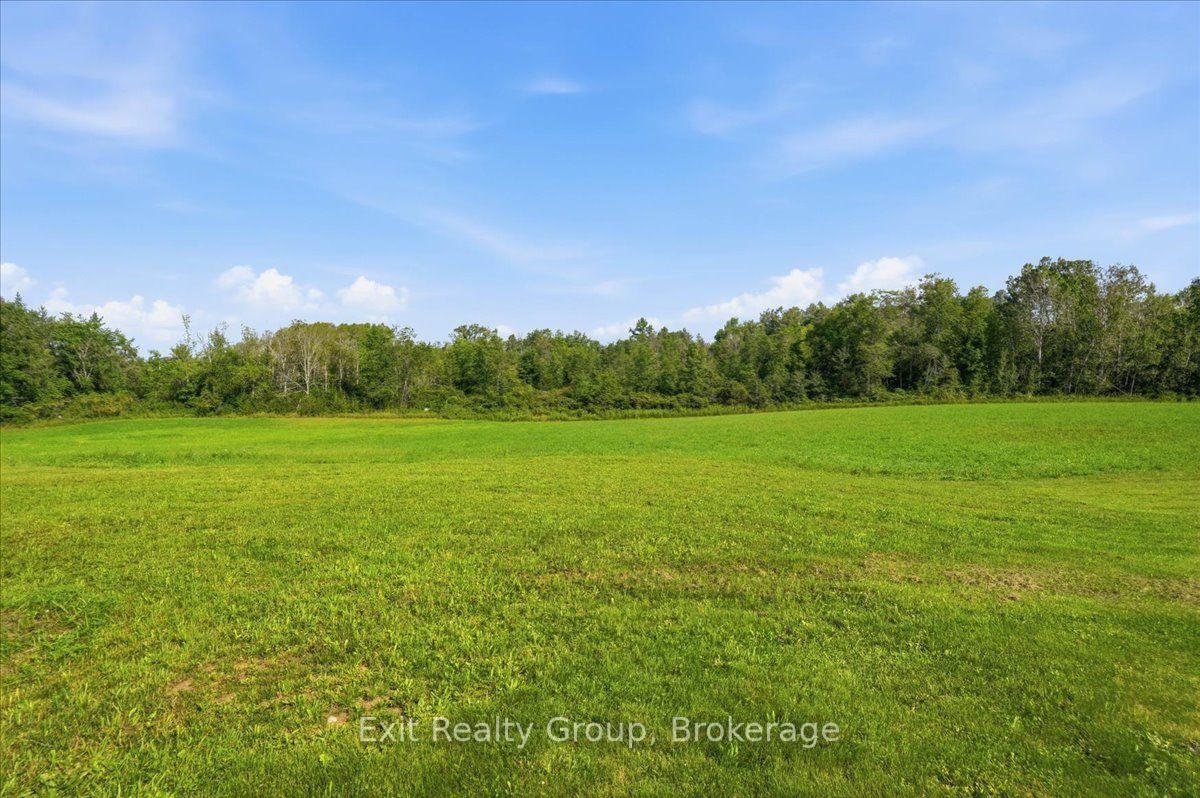 Photo 33 of 678 Squire Road, Stirling-Rawdon, Rawdon Ward — HOMEH