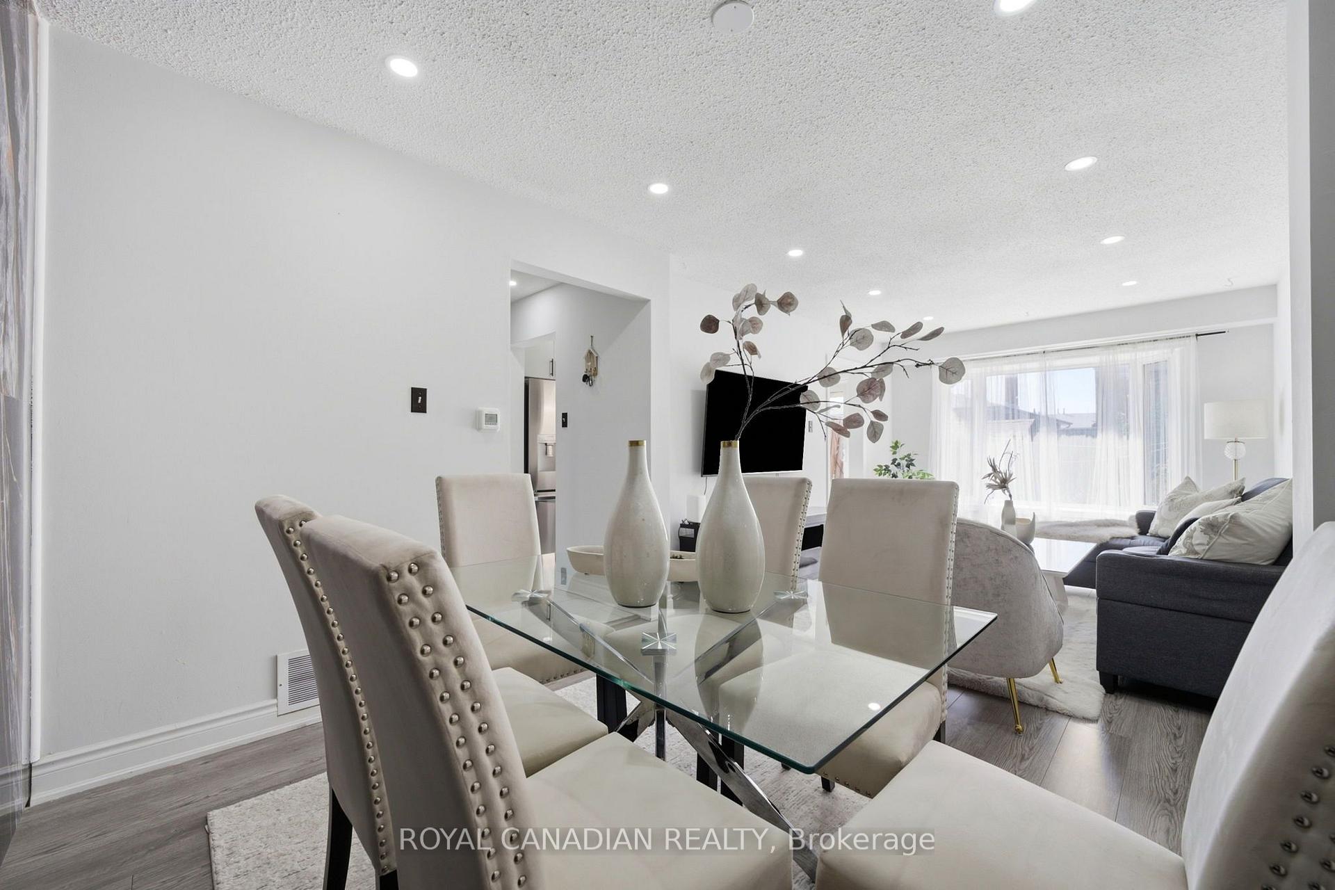 Photo 20 of 3 Gilmore Drive, Brampton, Madoc — HOMEH