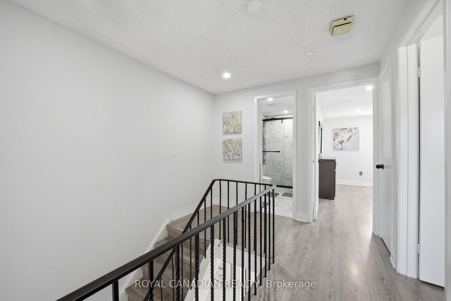 Photo 24 of 3 Gilmore Drive, Brampton, Madoc — HOMEH
