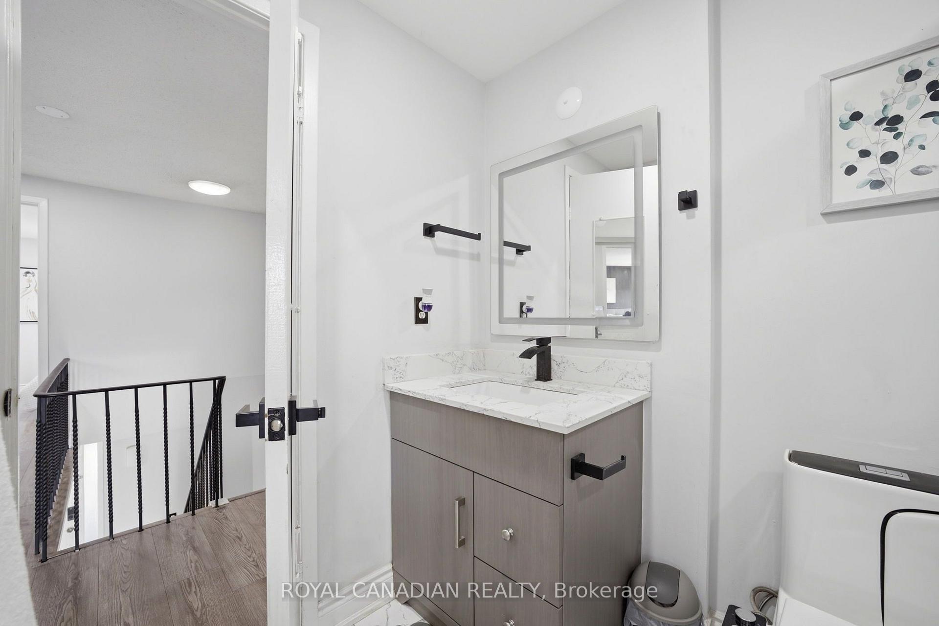 Photo 29 of 3 Gilmore Drive, Brampton, Madoc — HOMEH