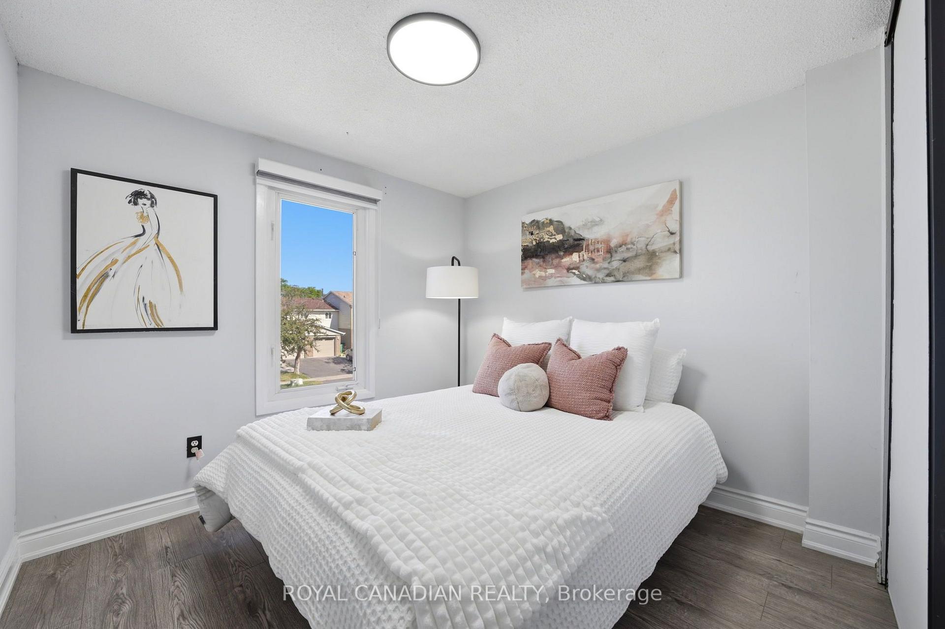 Photo 32 of 3 Gilmore Drive, Brampton, Madoc — HOMEH