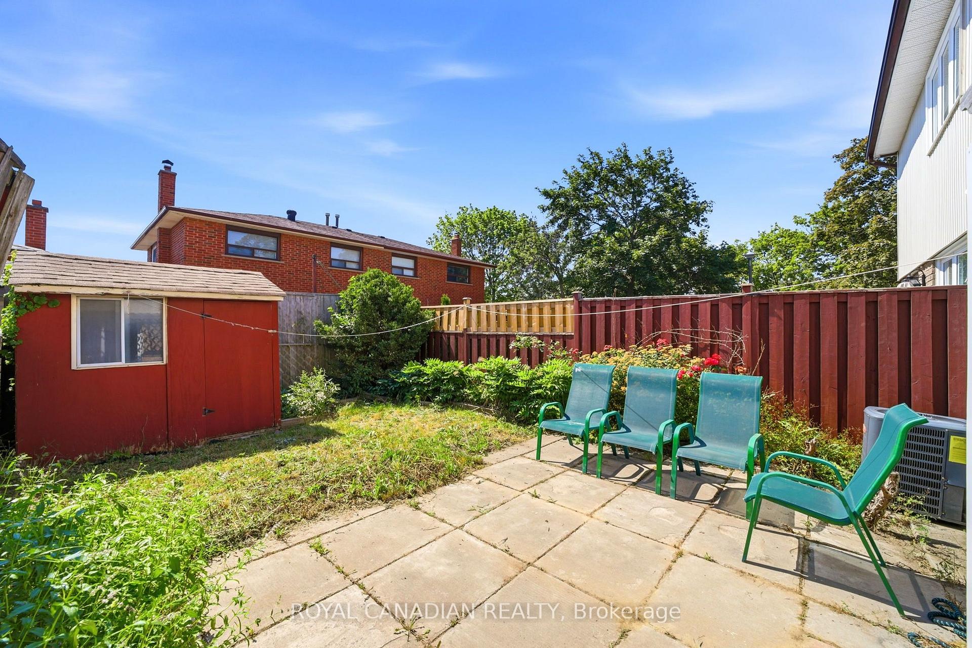 Photo 39 of 3 Gilmore Drive, Brampton, Madoc — HOMEH