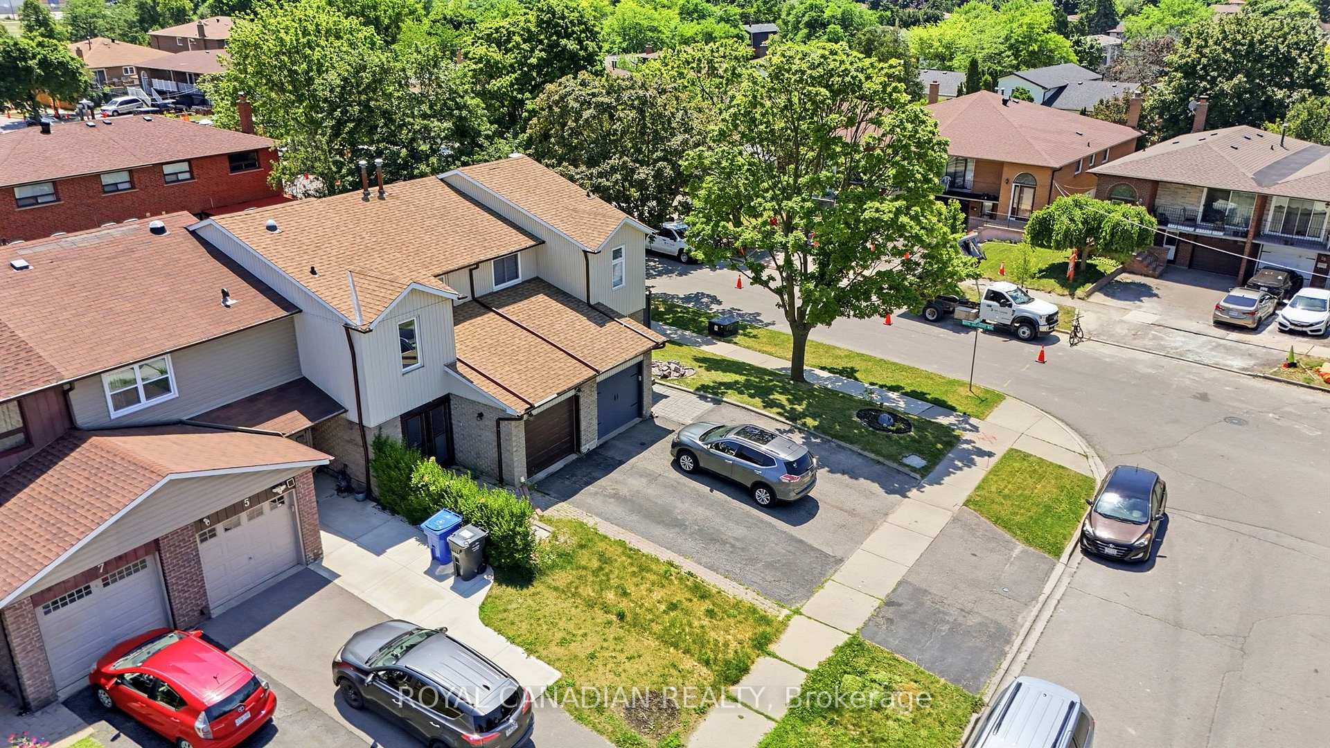 Photo 42 of 3 Gilmore Drive, Brampton, Madoc — HOMEH