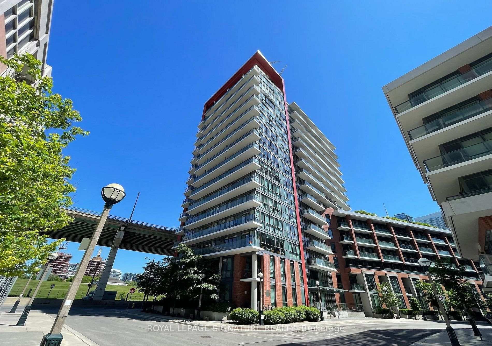 Photo 1 of Unit 809, 50 Bruyeres Mews, Toronto, Waterfront Communities — HOMEH