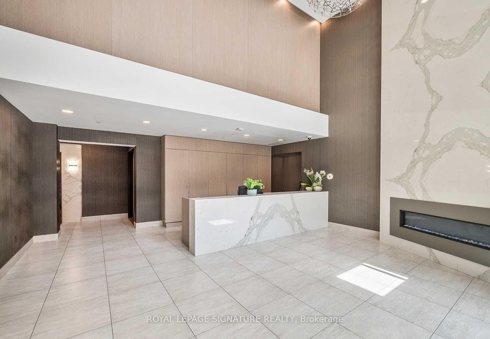 Photo 3 of Unit 809, 50 Bruyeres Mews, Toronto, Waterfront Communities — HOMEH