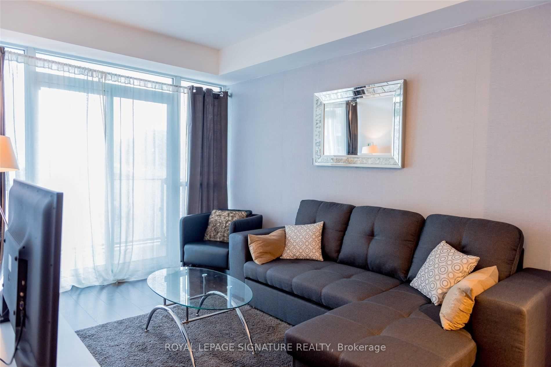 Photo 6 of Unit 809, 50 Bruyeres Mews, Toronto, Waterfront Communities — HOMEH