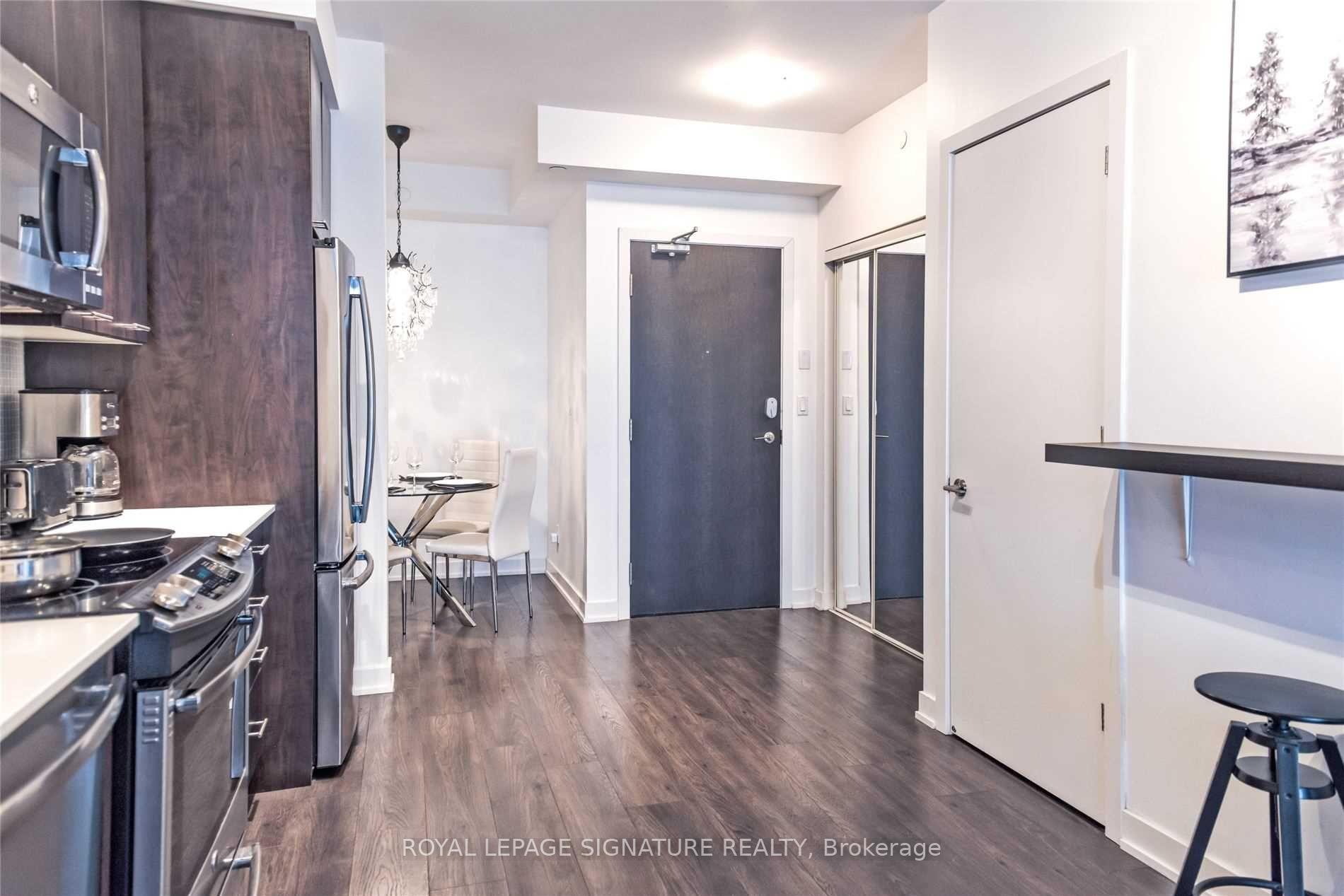 Photo 8 of Unit 809, 50 Bruyeres Mews, Toronto, Waterfront Communities — HOMEH