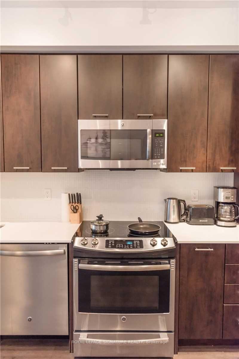 Photo 10 of Unit 809, 50 Bruyeres Mews, Toronto, Waterfront Communities — HOMEH