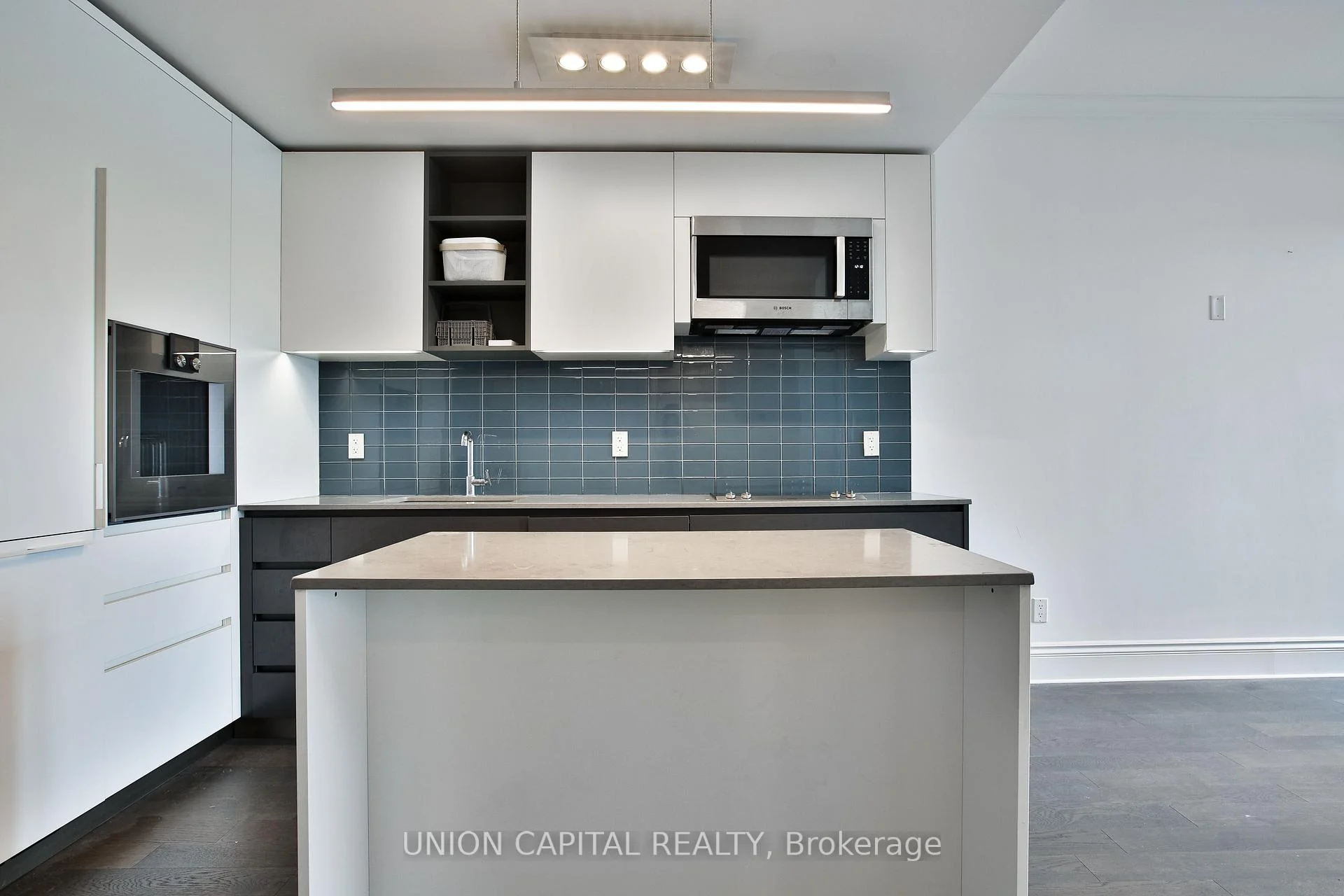 Photo 8 of Unit 401, 128 Pears Avenue, Toronto, The Annex — HOMEH