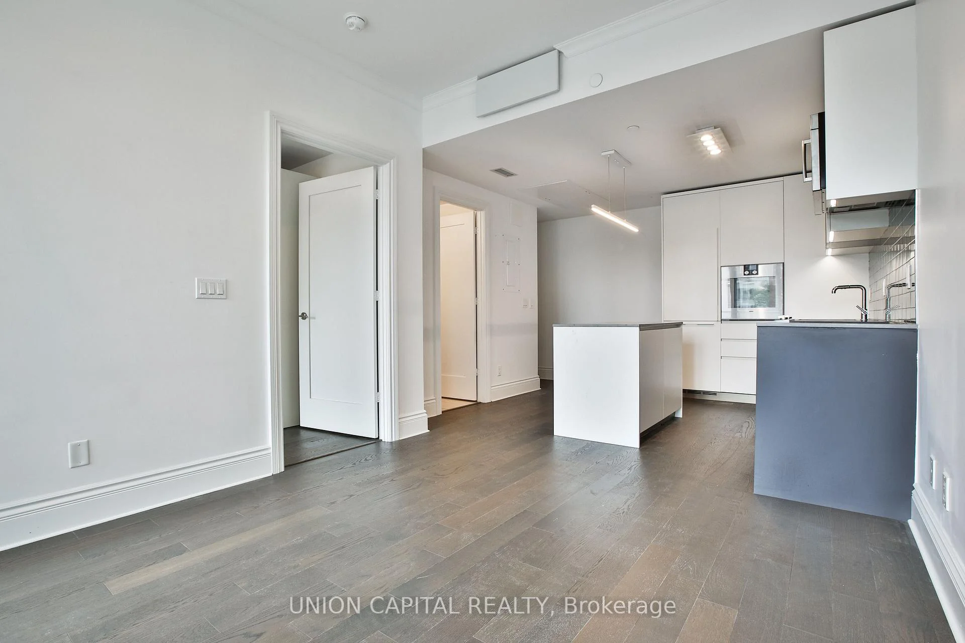 Photo 11 of Unit 401, 128 Pears Avenue, Toronto, The Annex — HOMEH