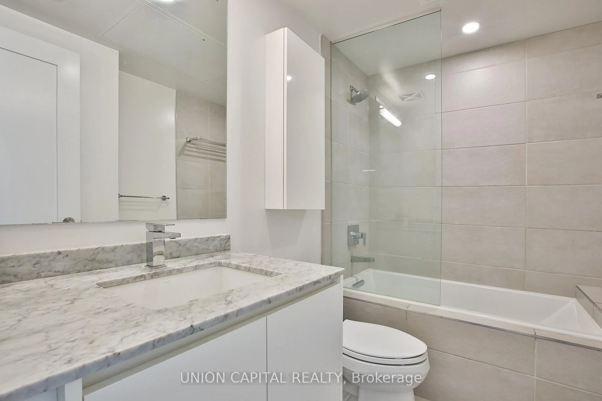 Photo 19 of Unit 401, 128 Pears Avenue, Toronto, The Annex — HOMEH