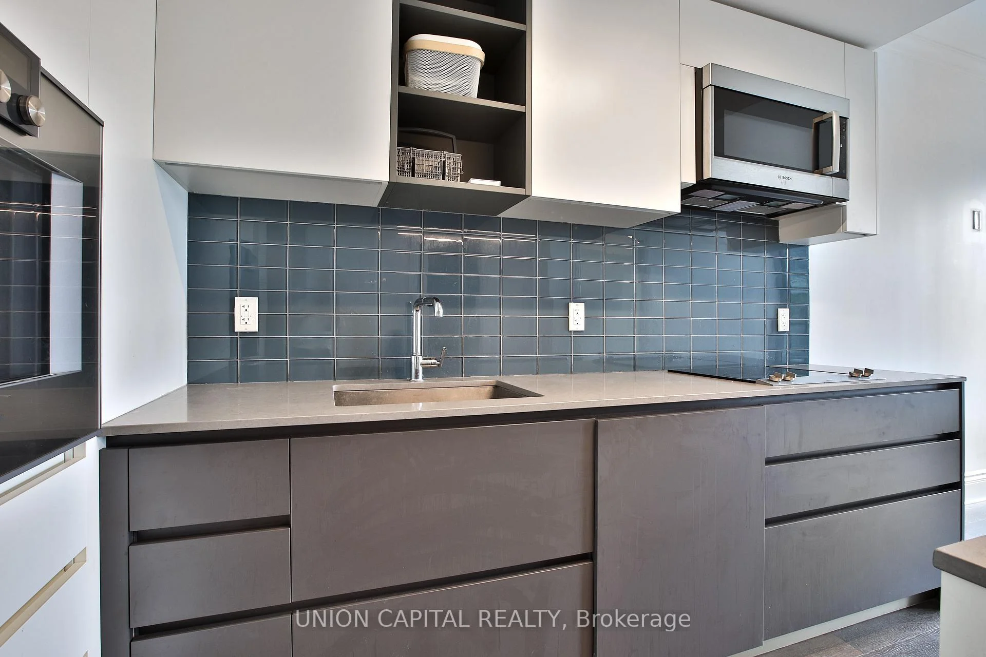 Photo 25 of Unit 401, 128 Pears Avenue, Toronto, The Annex — HOMEH