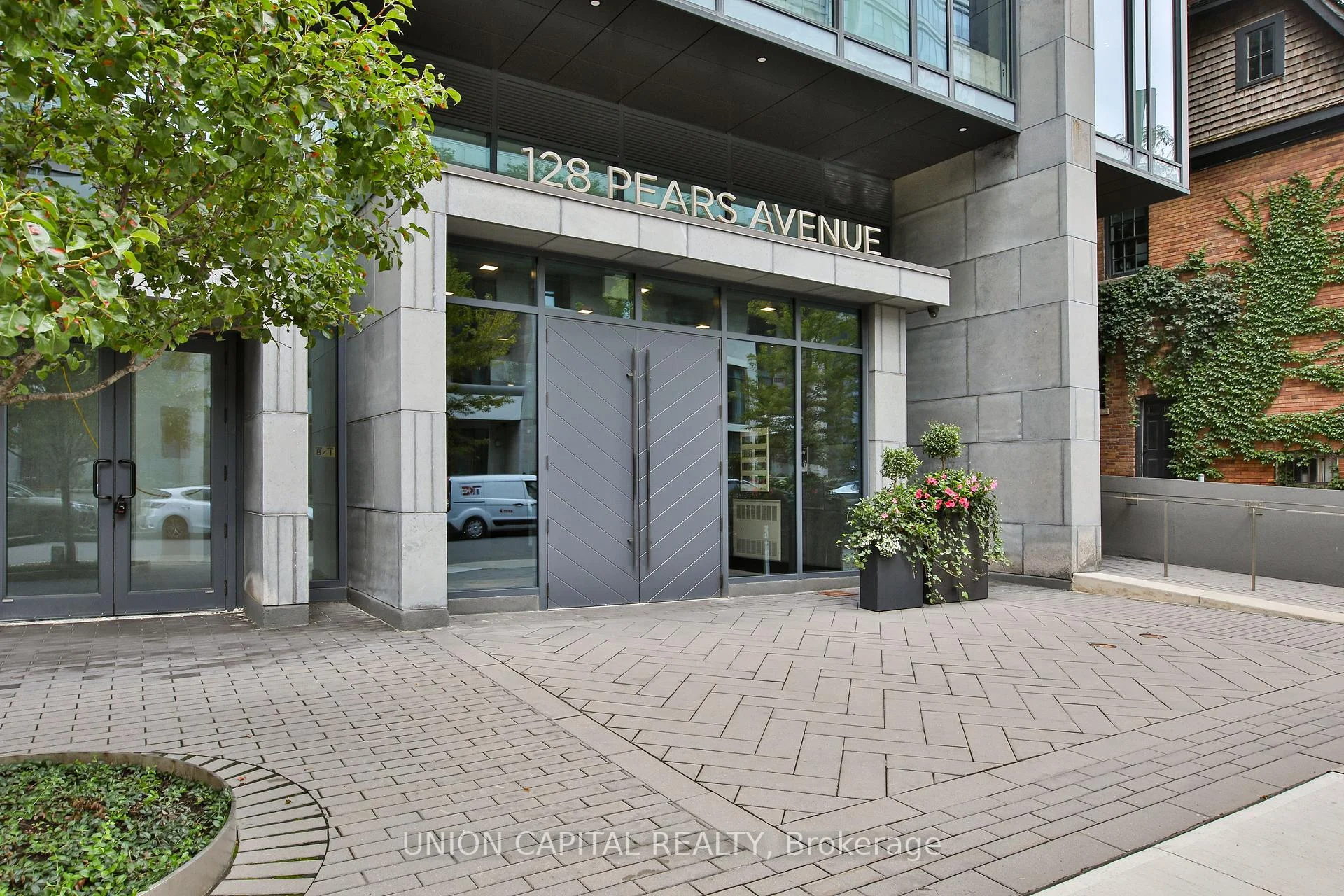 Photo 29 of Unit 401, 128 Pears Avenue, Toronto, The Annex — HOMEH