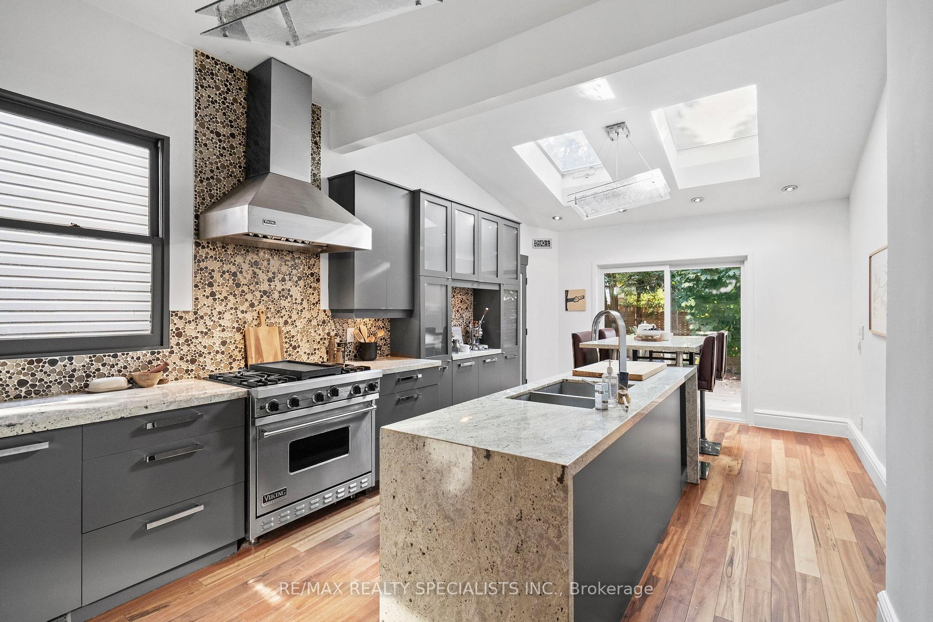 Photo 14 of 418 Ossington Avenue, Toronto, Trinity-Bellwoods — HOMEH