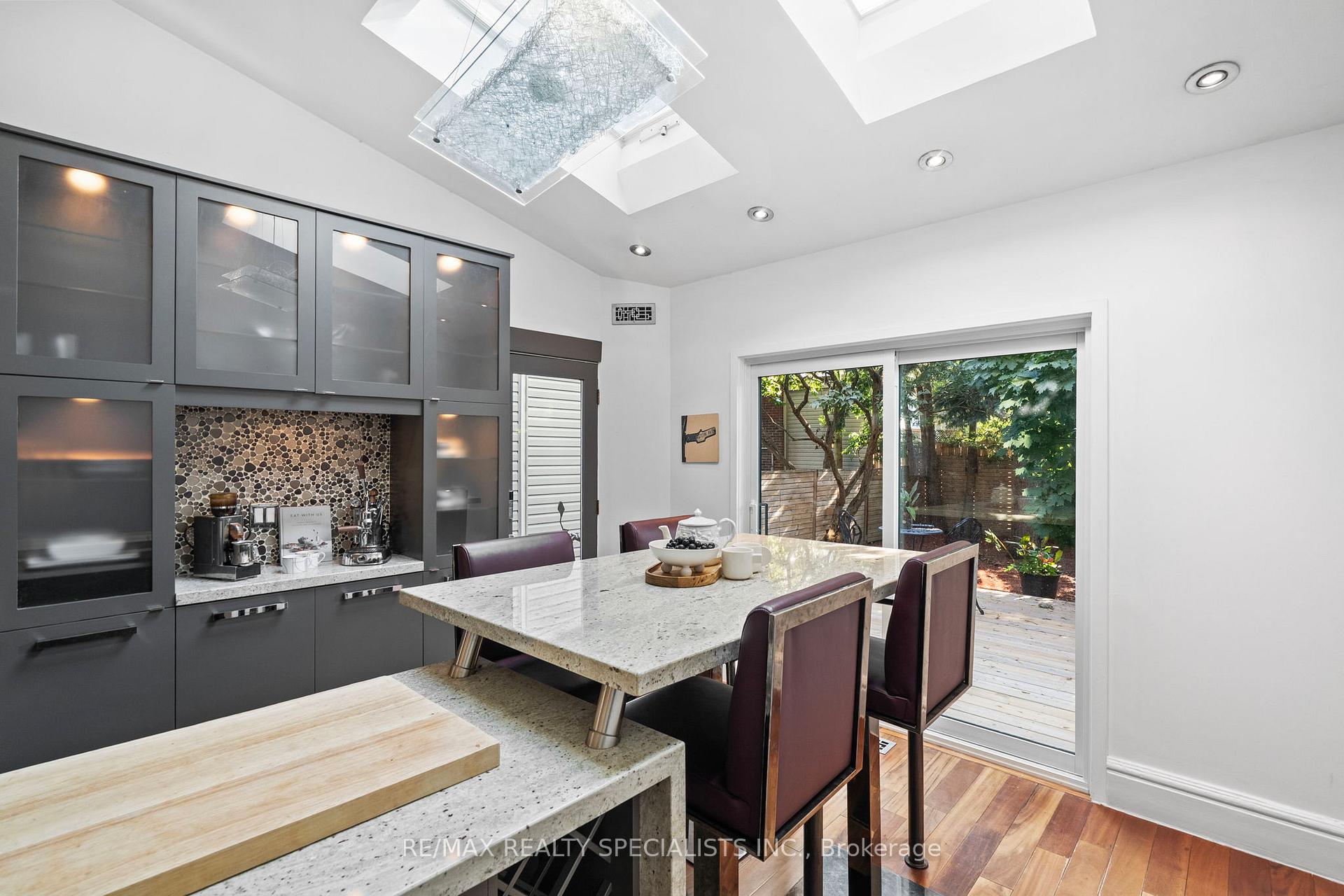 Photo 16 of 418 Ossington Avenue, Toronto, Trinity-Bellwoods — HOMEH