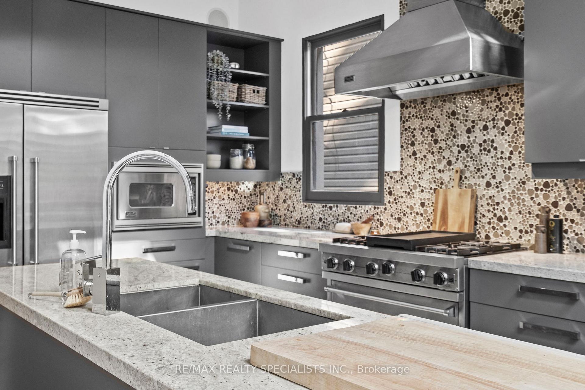 Photo 17 of 418 Ossington Avenue, Toronto, Trinity-Bellwoods — HOMEH