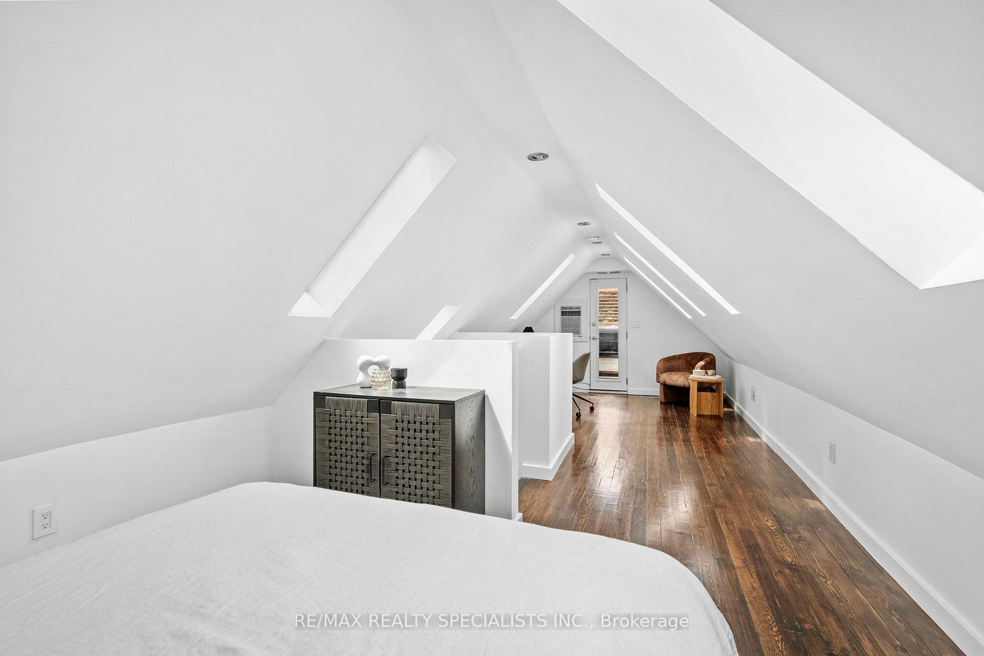 Photo 35 of 418 Ossington Avenue, Toronto, Trinity-Bellwoods — HOMEH