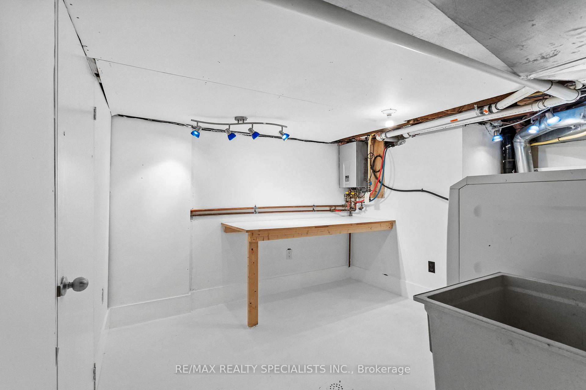 Photo 41 of 418 Ossington Avenue, Toronto, Trinity-Bellwoods — HOMEH