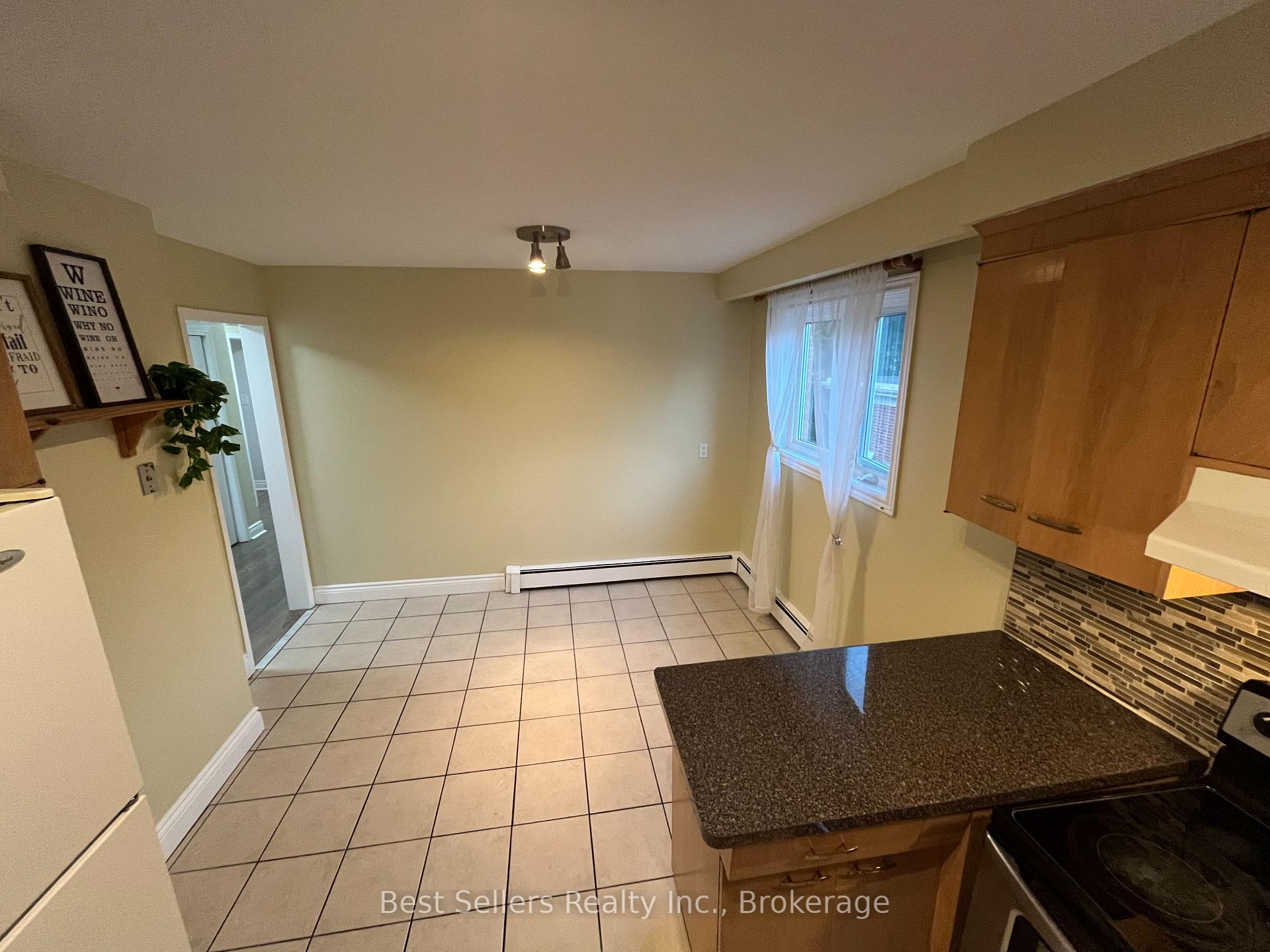 Photo 12 of 448 Rimilton Avenue, Etobicoke, Alderwood — HOMEH