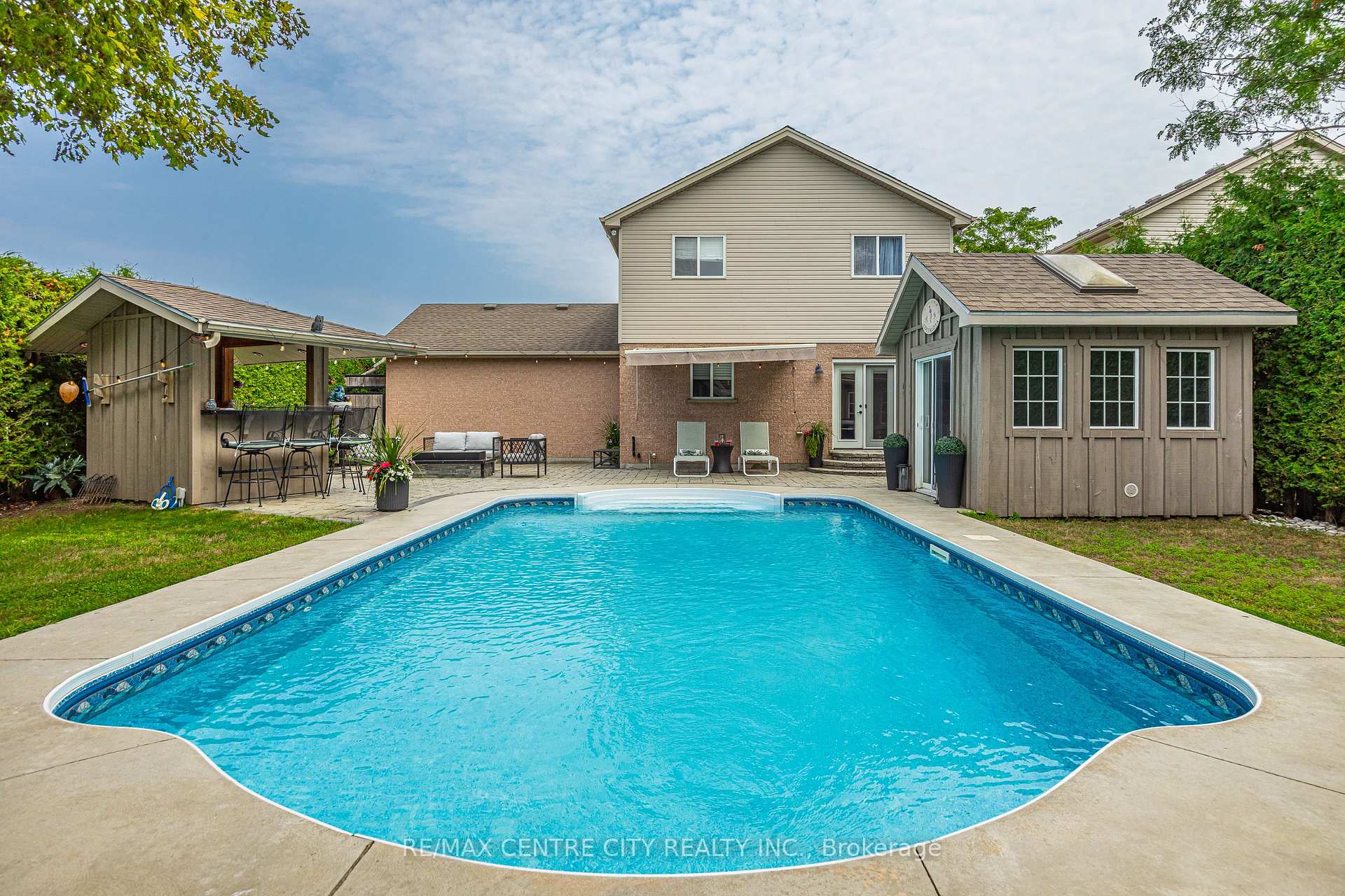 Photo 34 of 43 Meredith Drive, Middlesex Centre, Ilderton — HOMEH