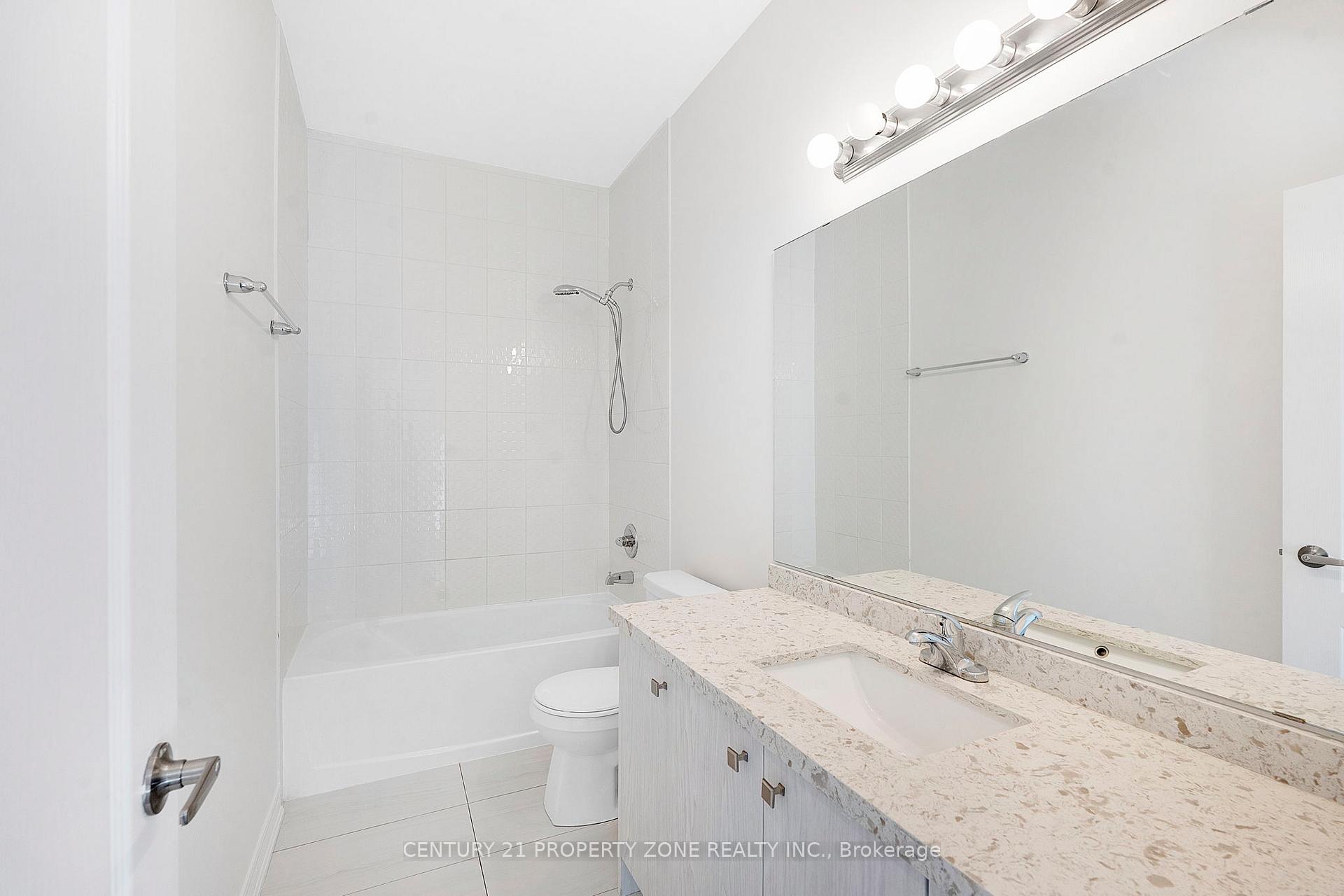 Photo 18 of 25 Hashmi Place, Brampton, Credit Valley — HOMEH