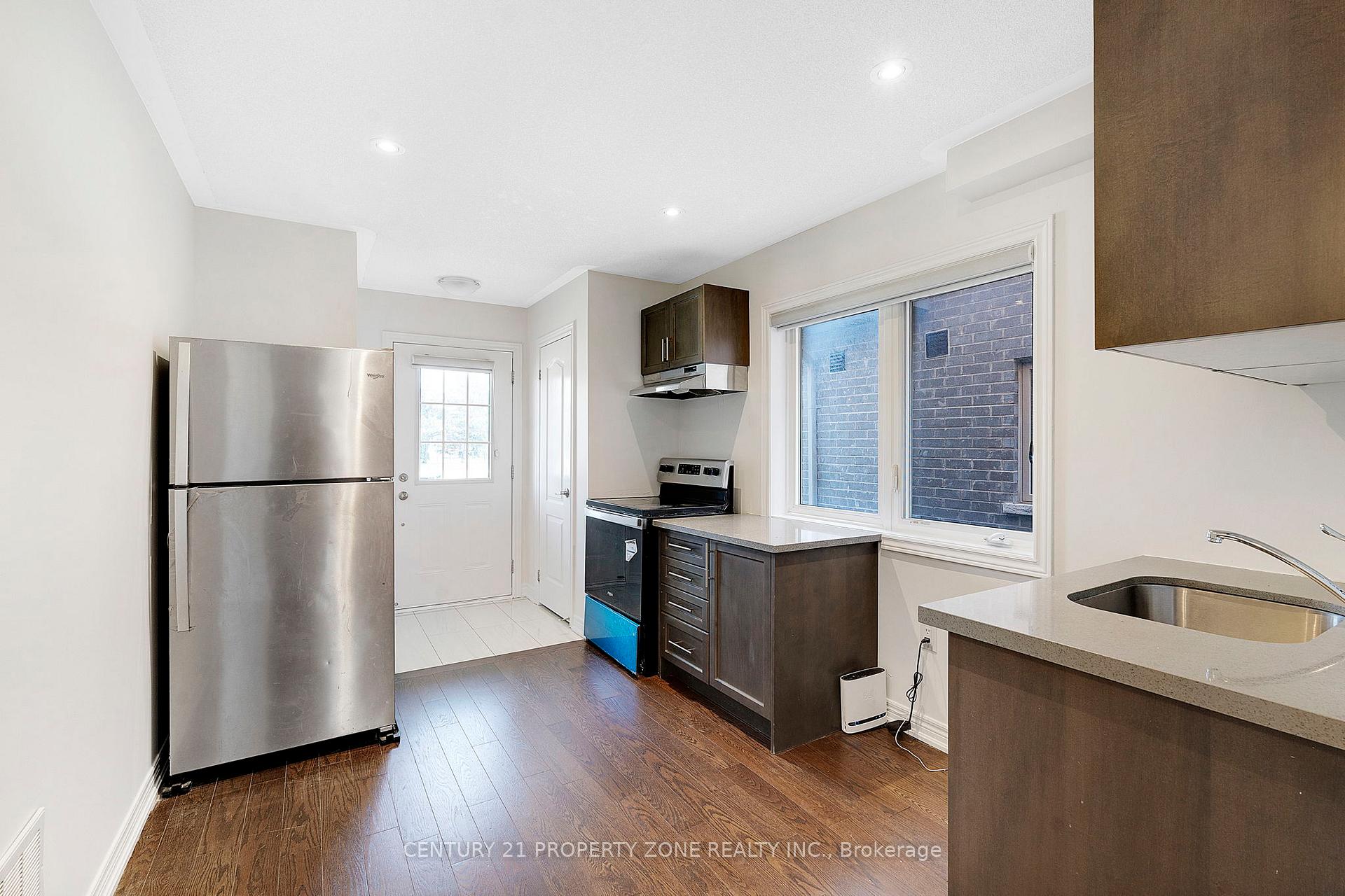 Photo 22 of 25 Hashmi Place, Brampton, Credit Valley — HOMEH