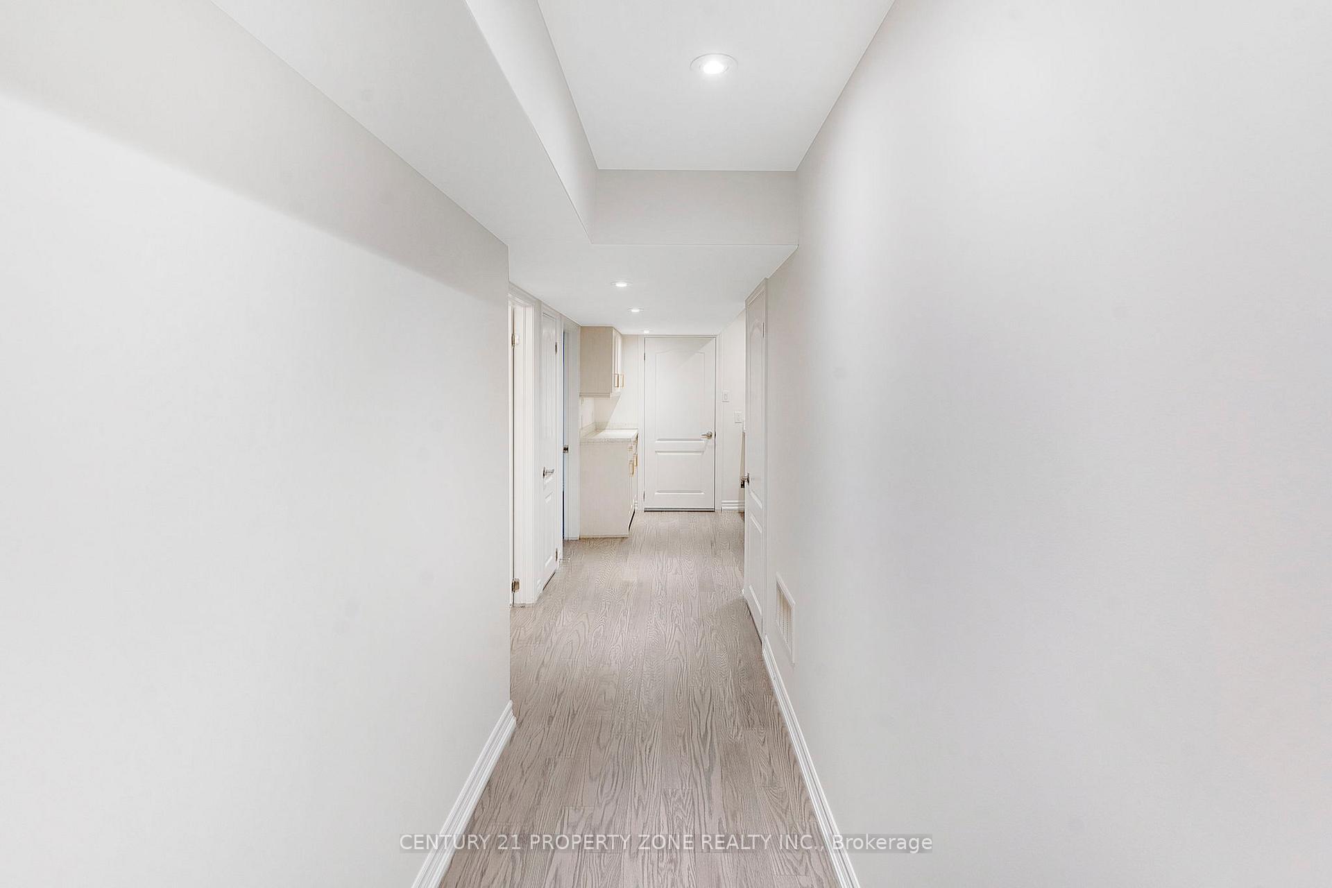 Photo 27 of 25 Hashmi Place, Brampton, Credit Valley — HOMEH