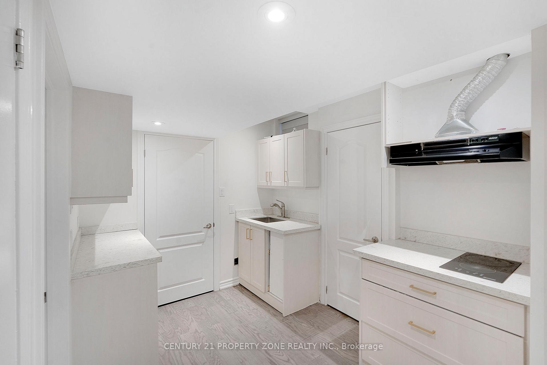 Photo 29 of 25 Hashmi Place, Brampton, Credit Valley — HOMEH