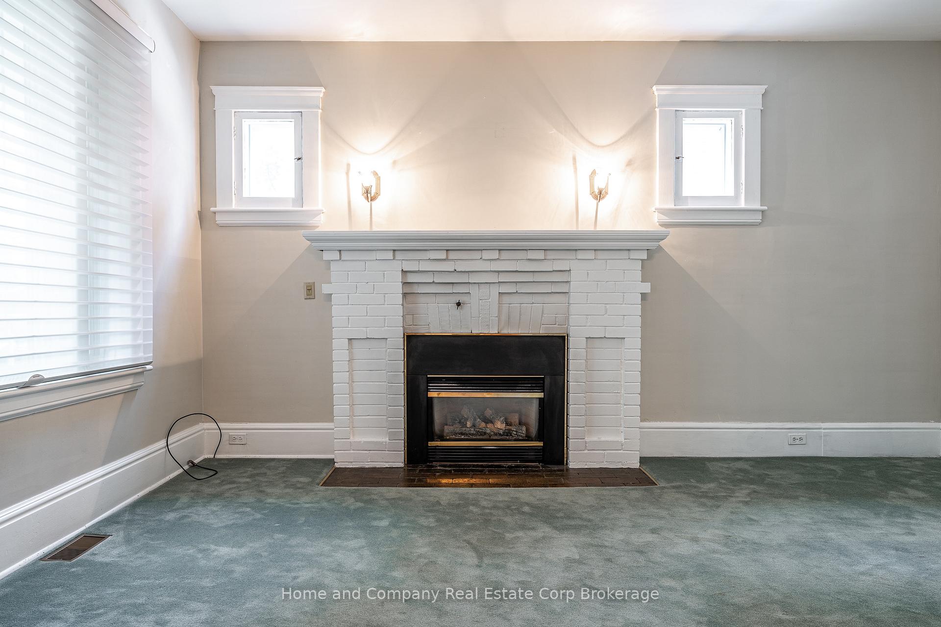 Photo 6 of 216 Douglas Street, Stratford — HOMEH