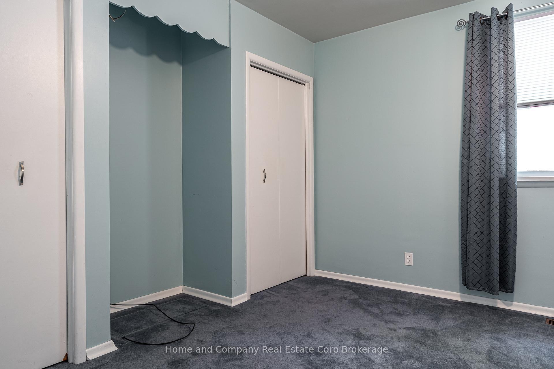 Photo 11 of 216 Douglas Street, Stratford — HOMEH