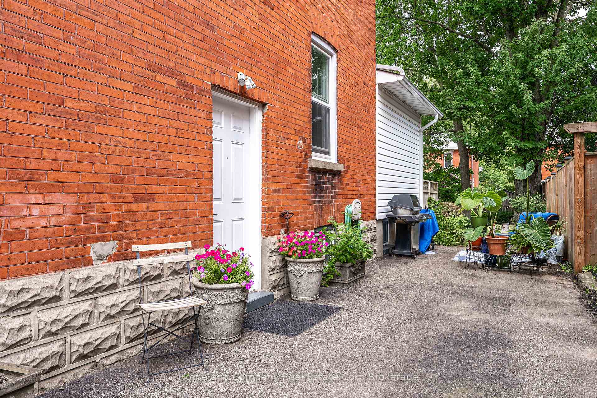 Photo 14 of 216 Douglas Street, Stratford — HOMEH